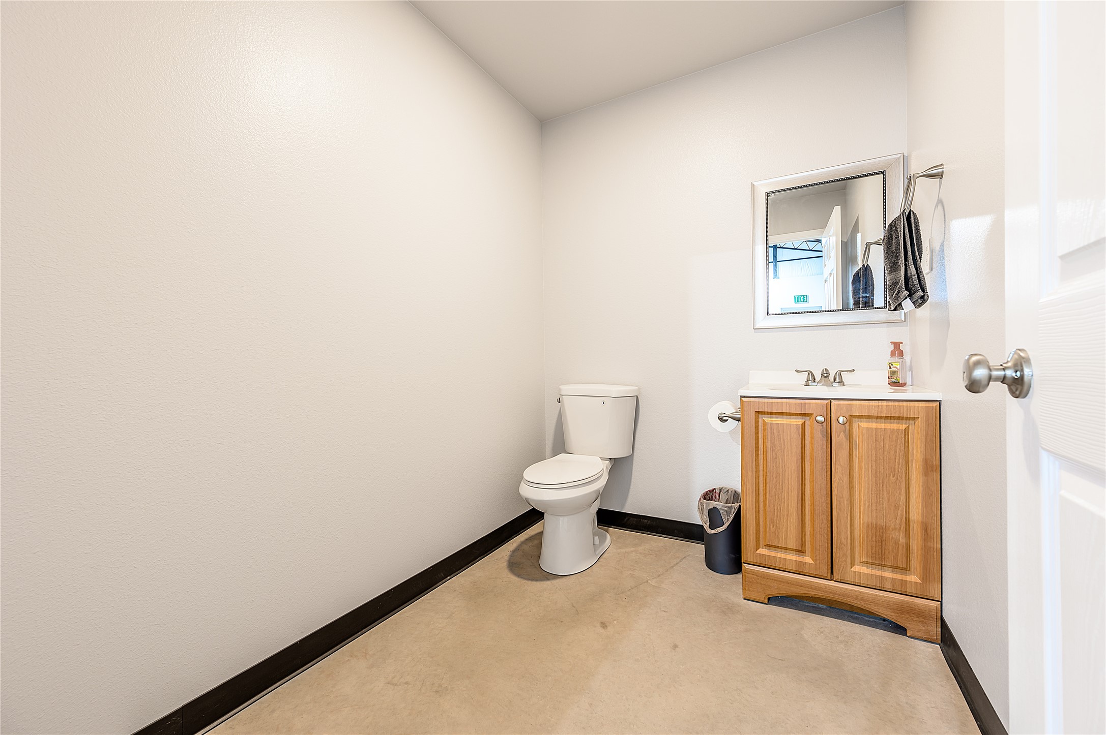 3911 Interstate 30 W