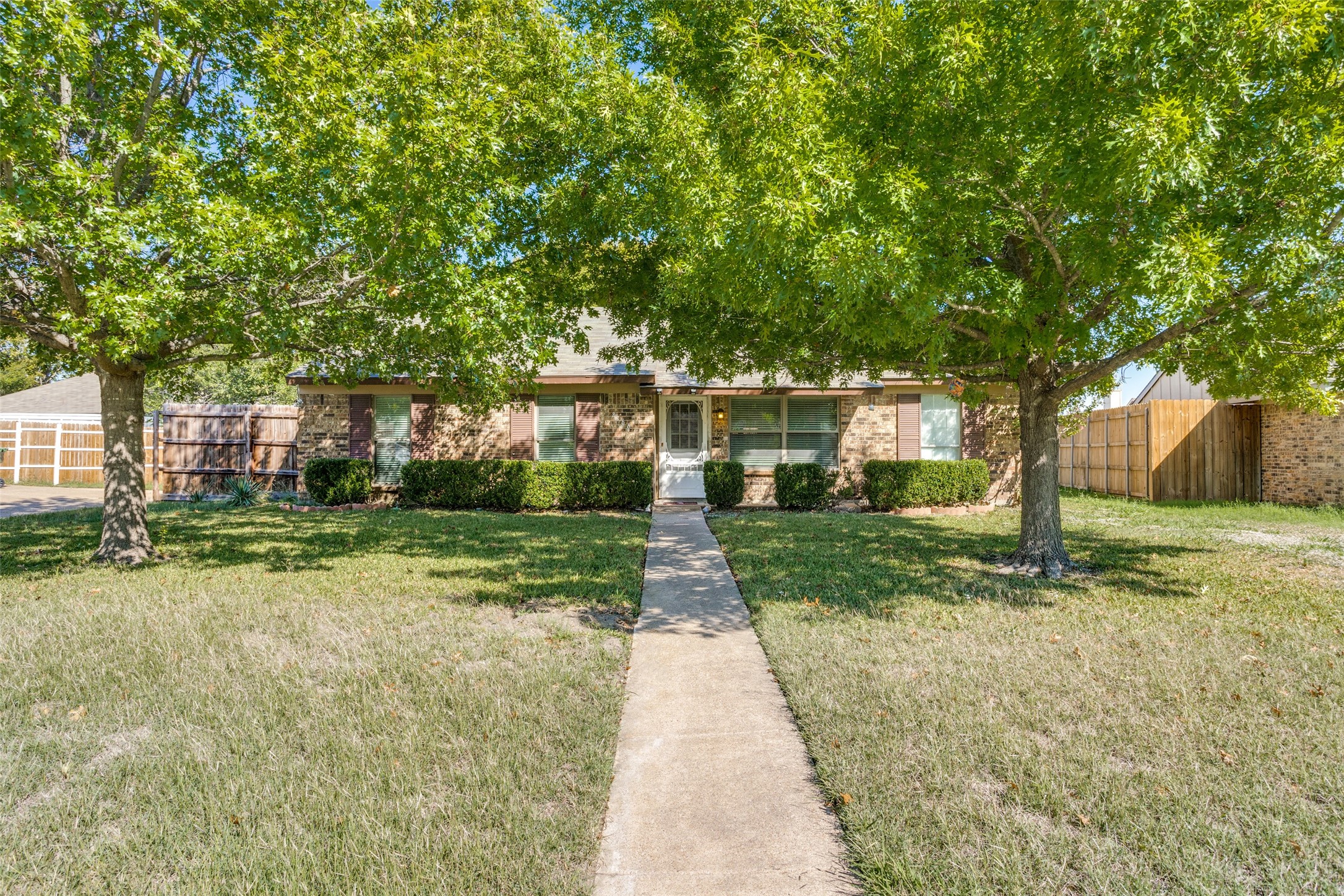 2166 Pueblo Drive