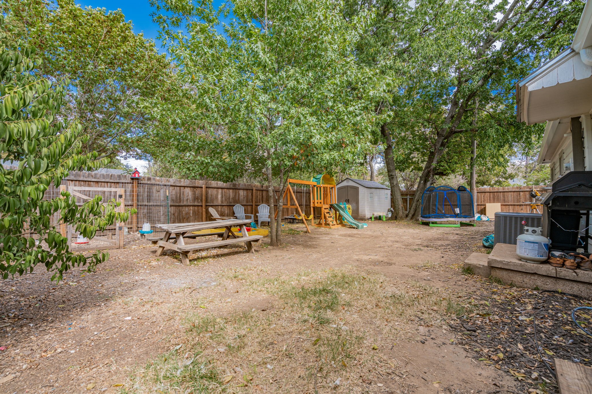 602 W 2nd Street