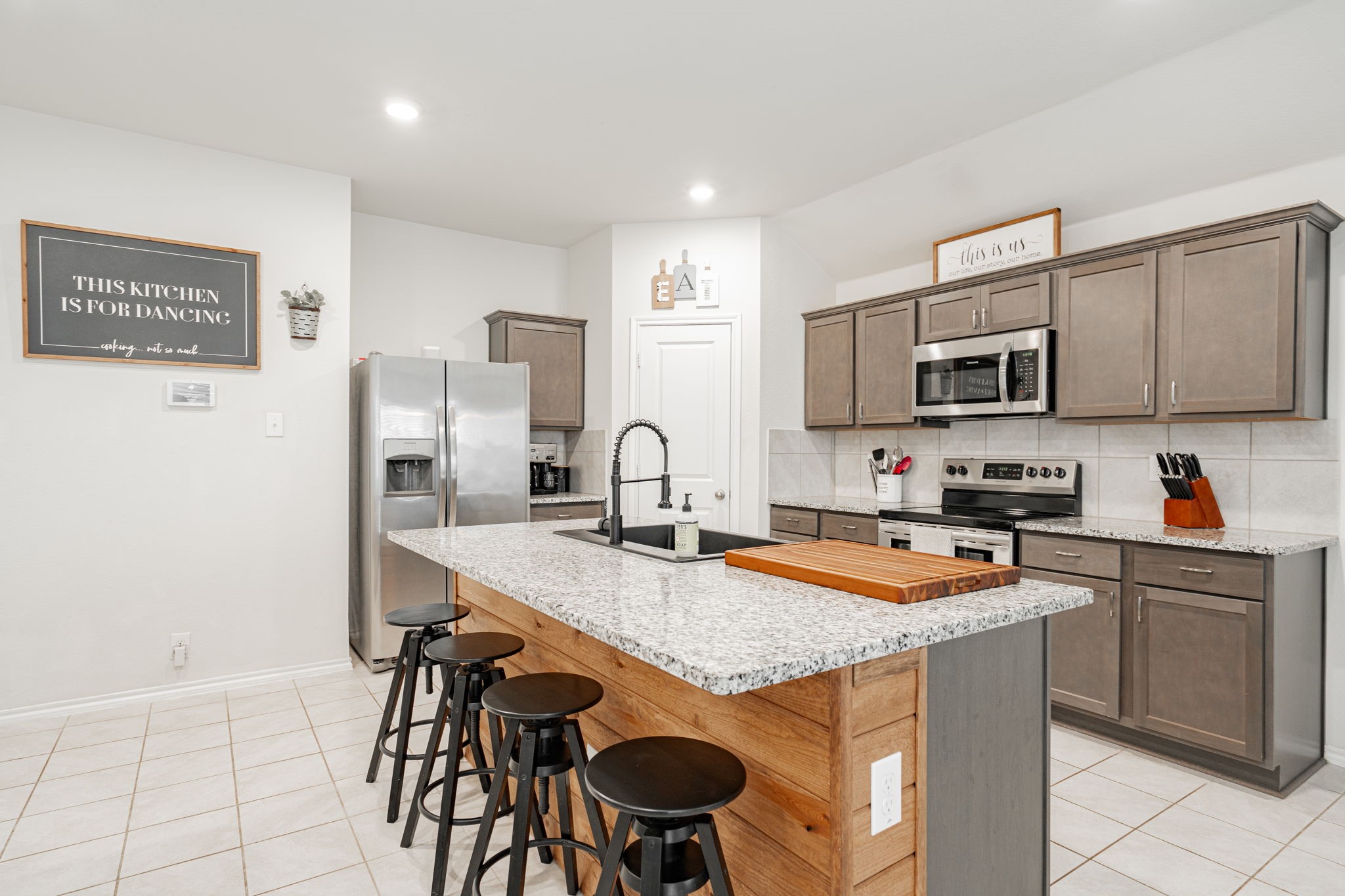 816 Turnbuckle Court