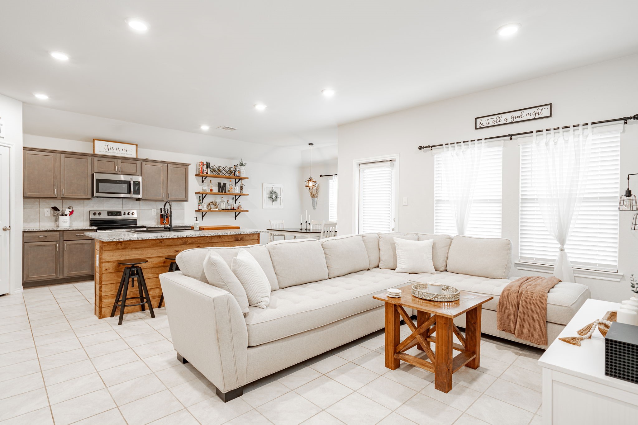 816 Turnbuckle Court