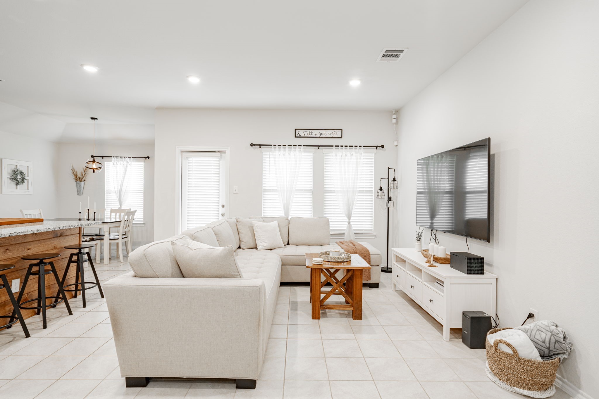816 Turnbuckle Court