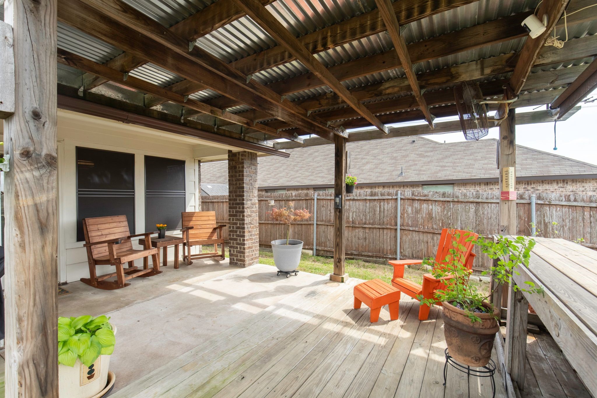 1905 Meadowlark Lane