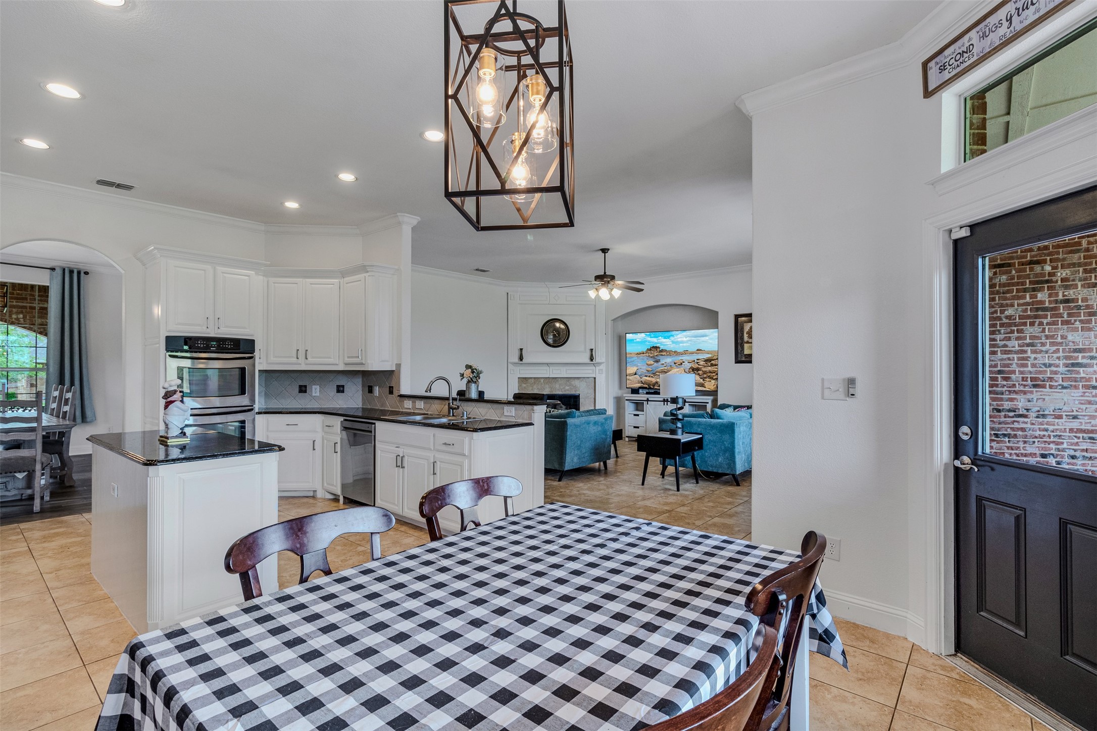 1042 Oak Creek Circle