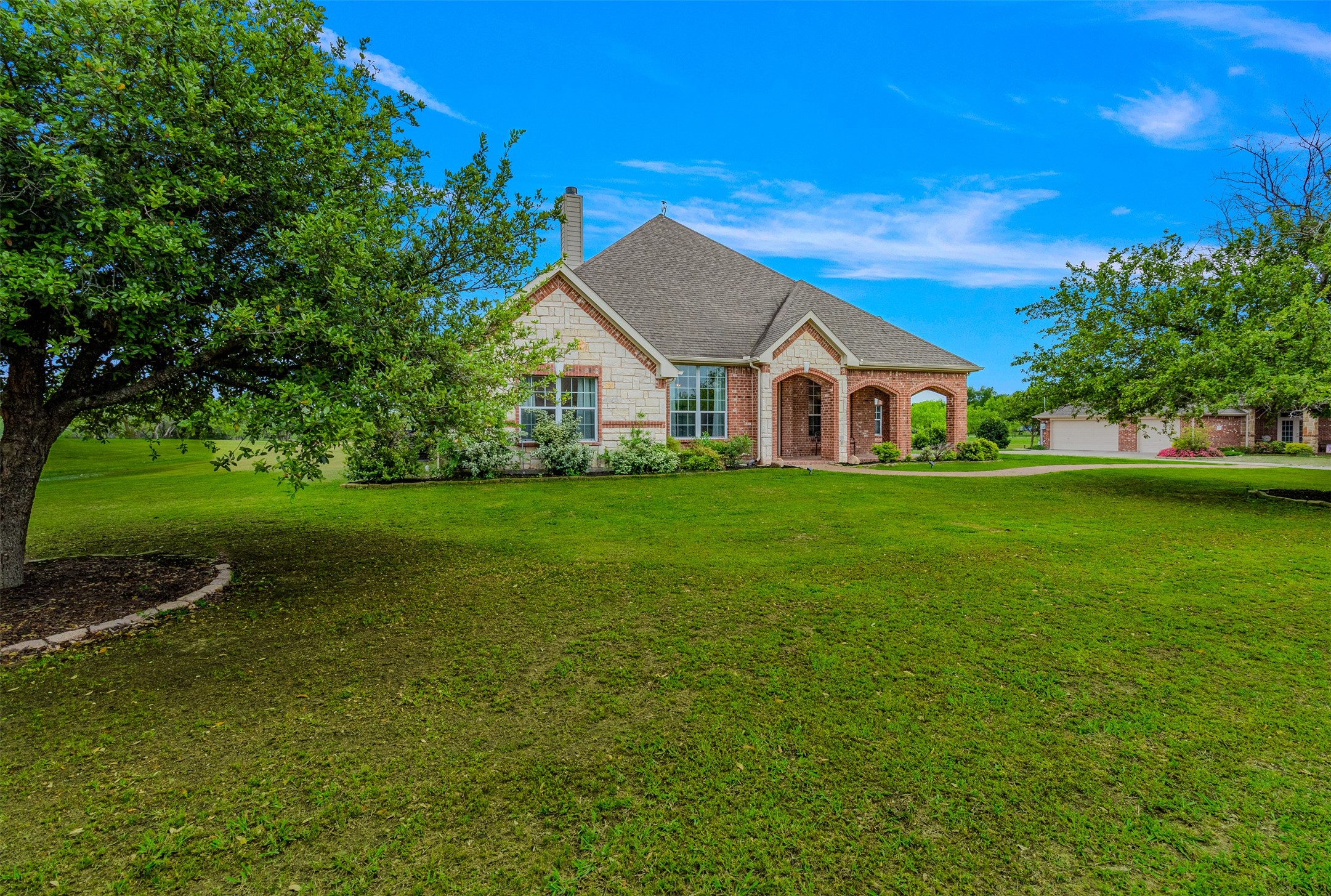 1042 Oak Creek Circle