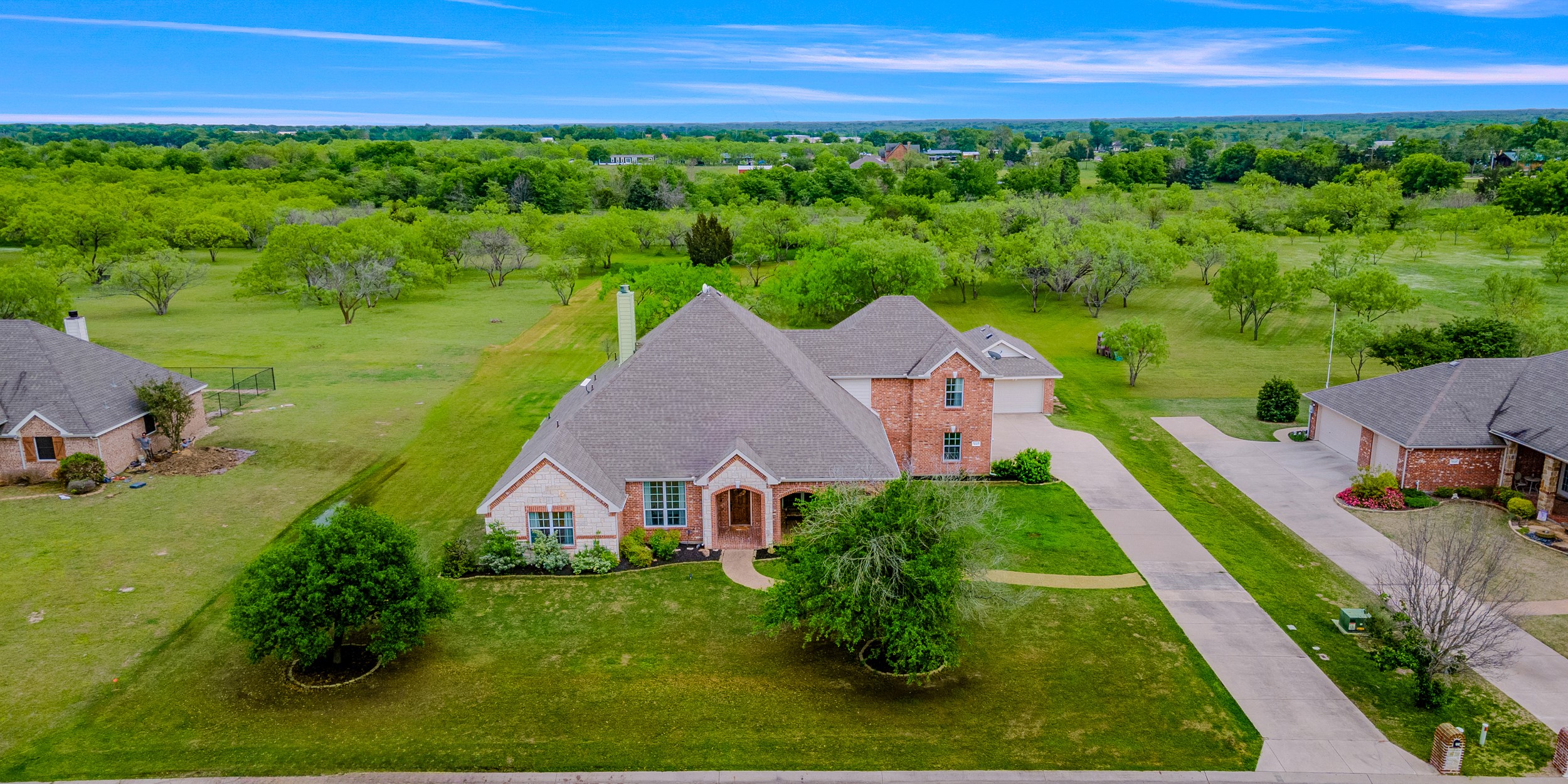 1042 Oak Creek Circle