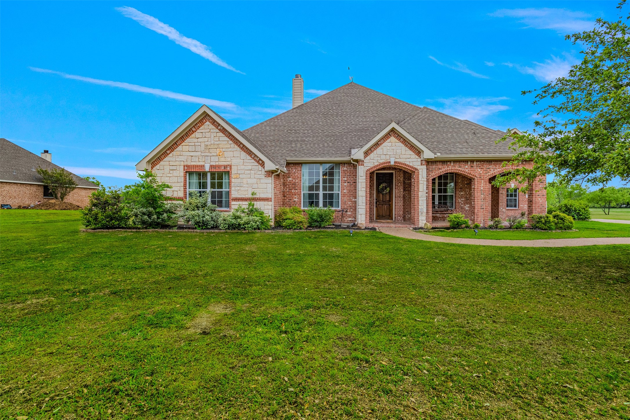 1042 Oak Creek Circle