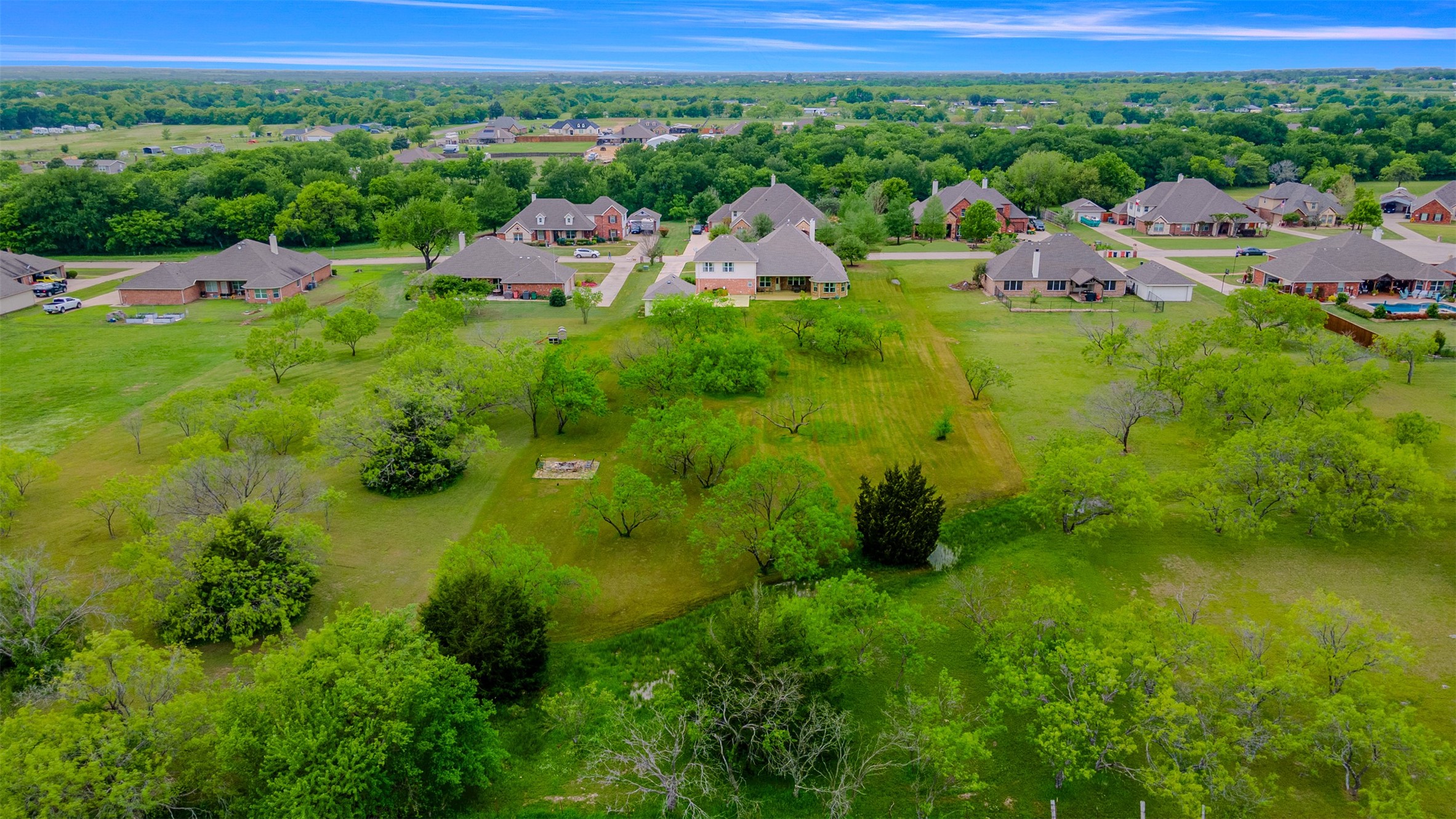 1042 Oak Creek Circle