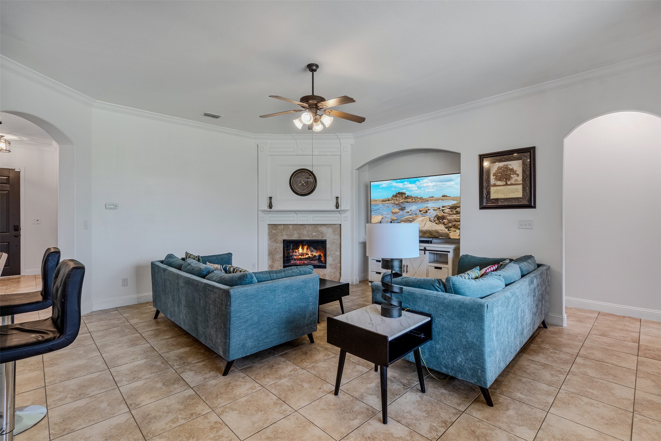 1042 Oak Creek Circle