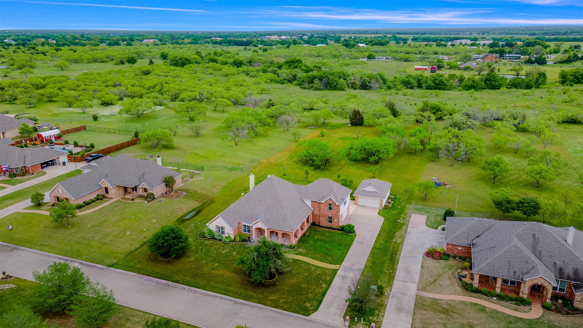 1042 Oak Creek Circle