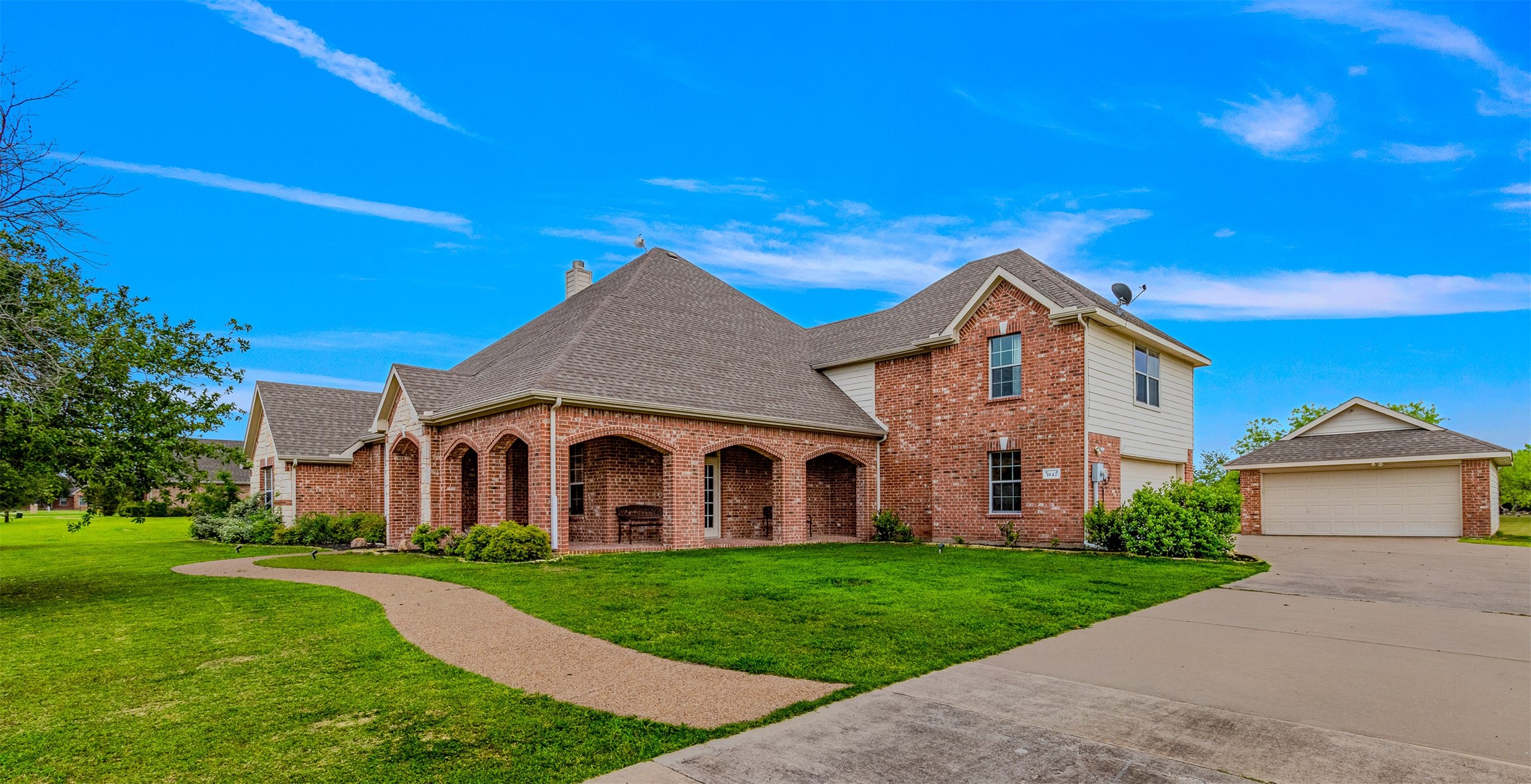 1042 Oak Creek Circle