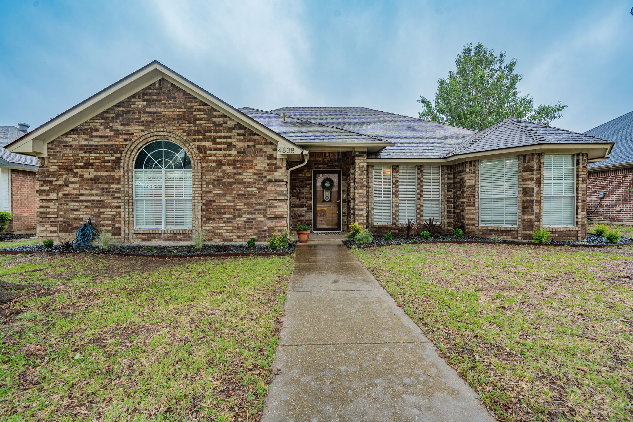 4838 Crestpoint Lane