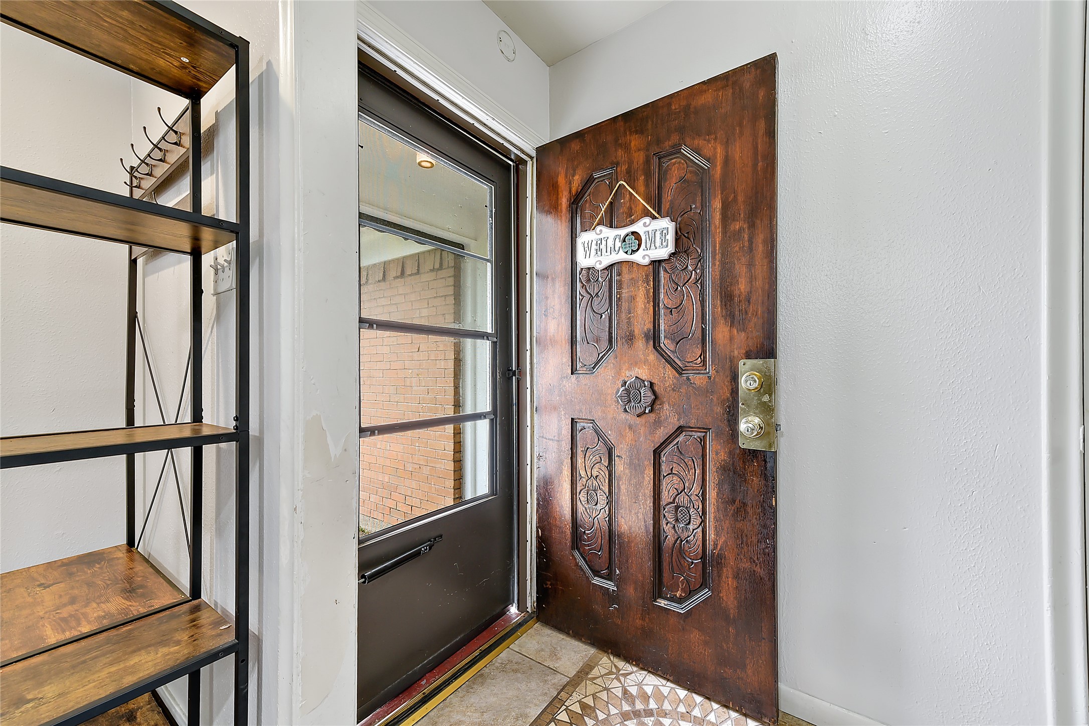 9242 Seaway Drive