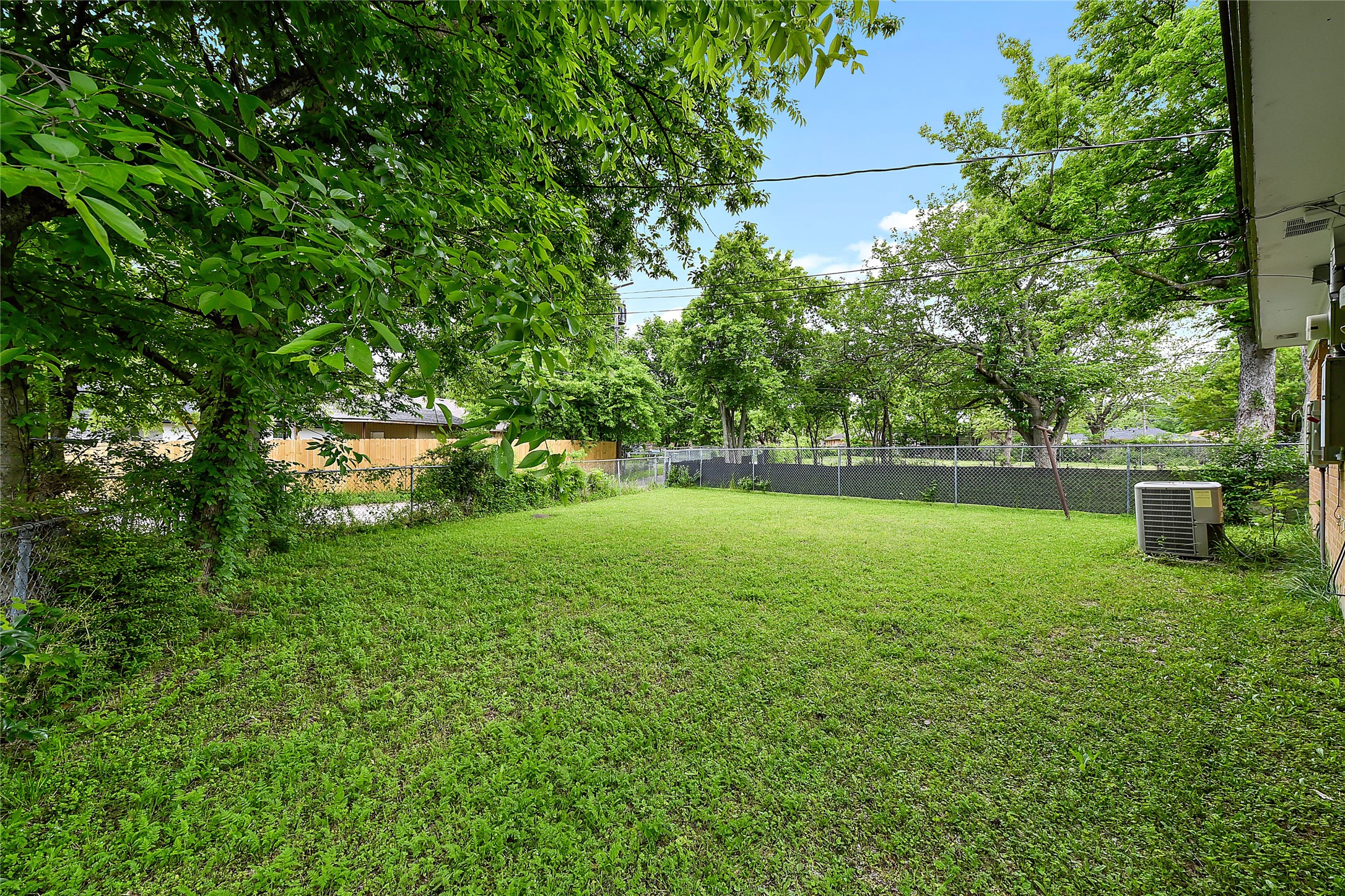 9242 Seaway Drive