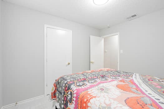 1401 Sheppard Lane
