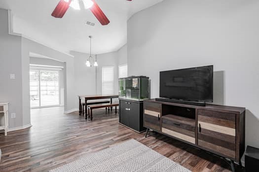 1401 Sheppard Lane