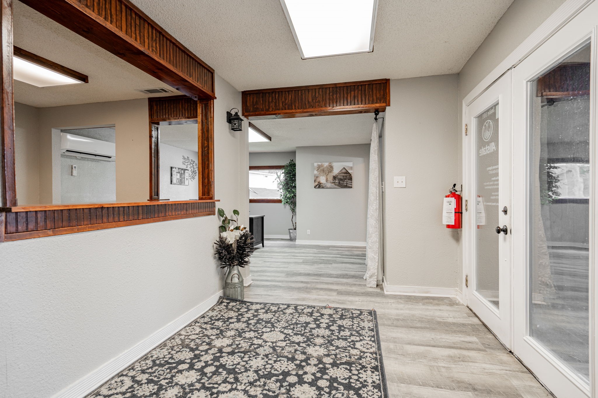 4037 N Goliad Street 101