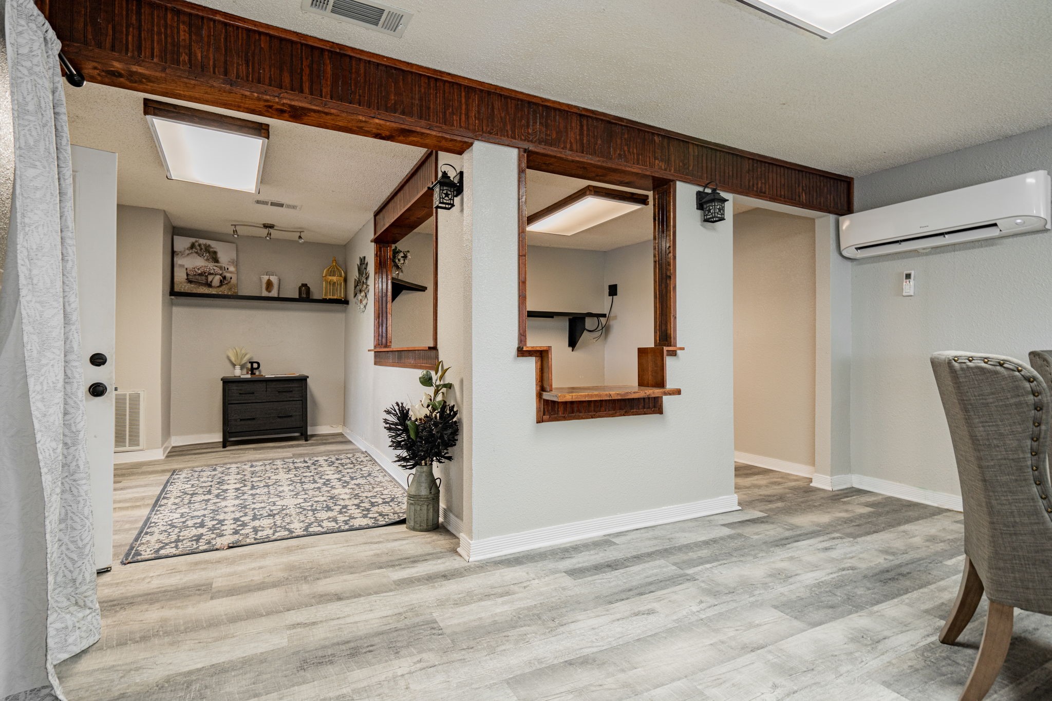 4037 N Goliad Street 101