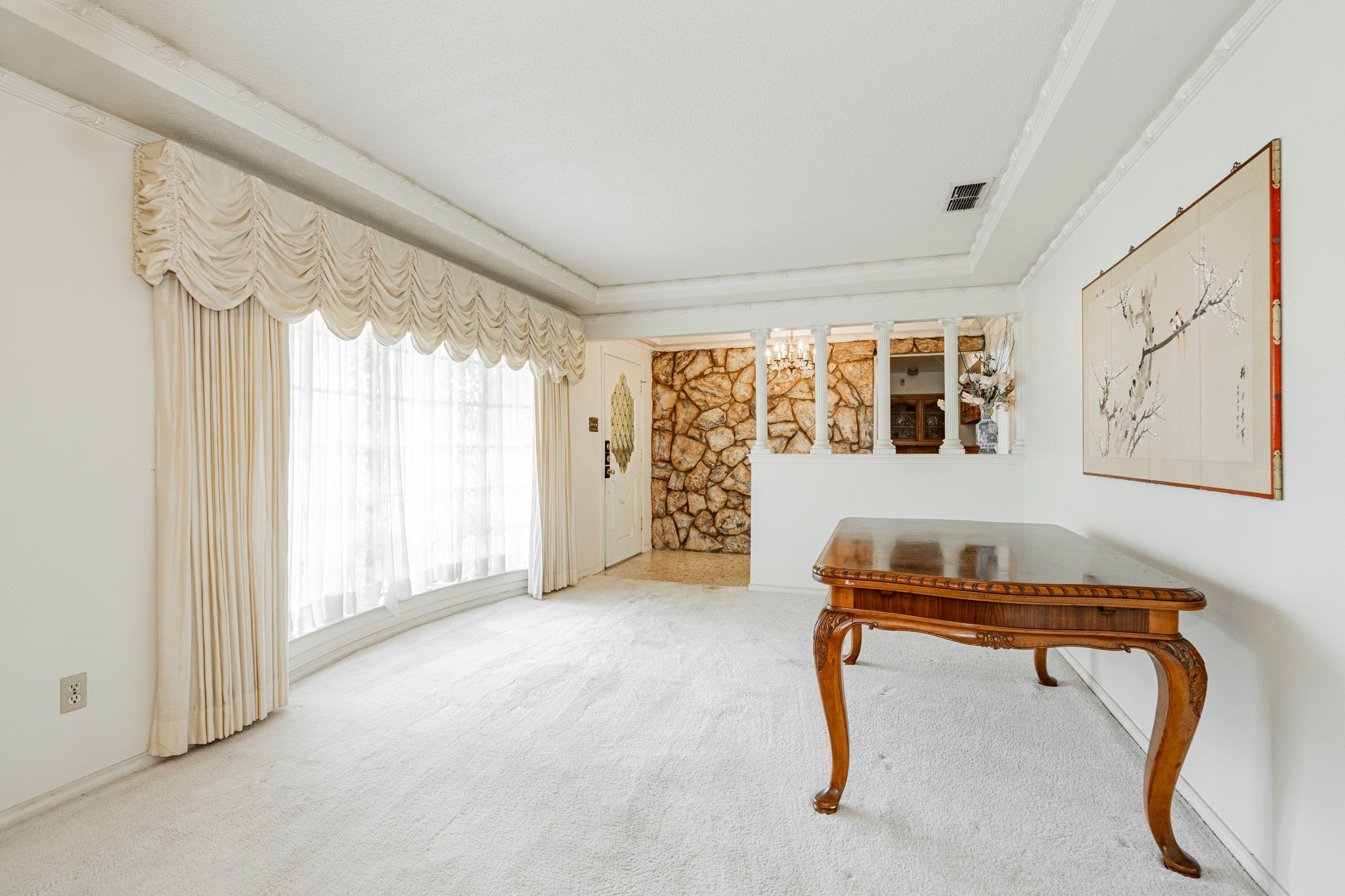 437 Glen Oaks Circle