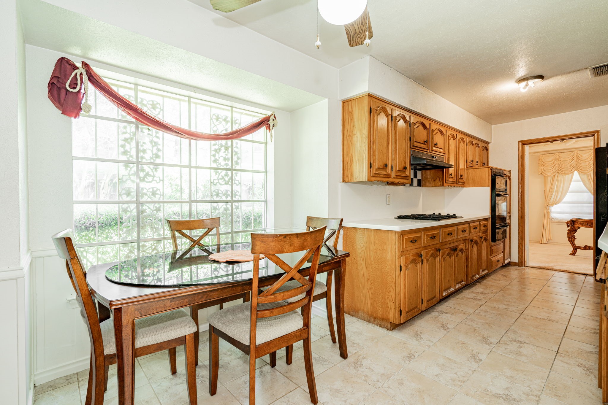 437 Glen Oaks Circle