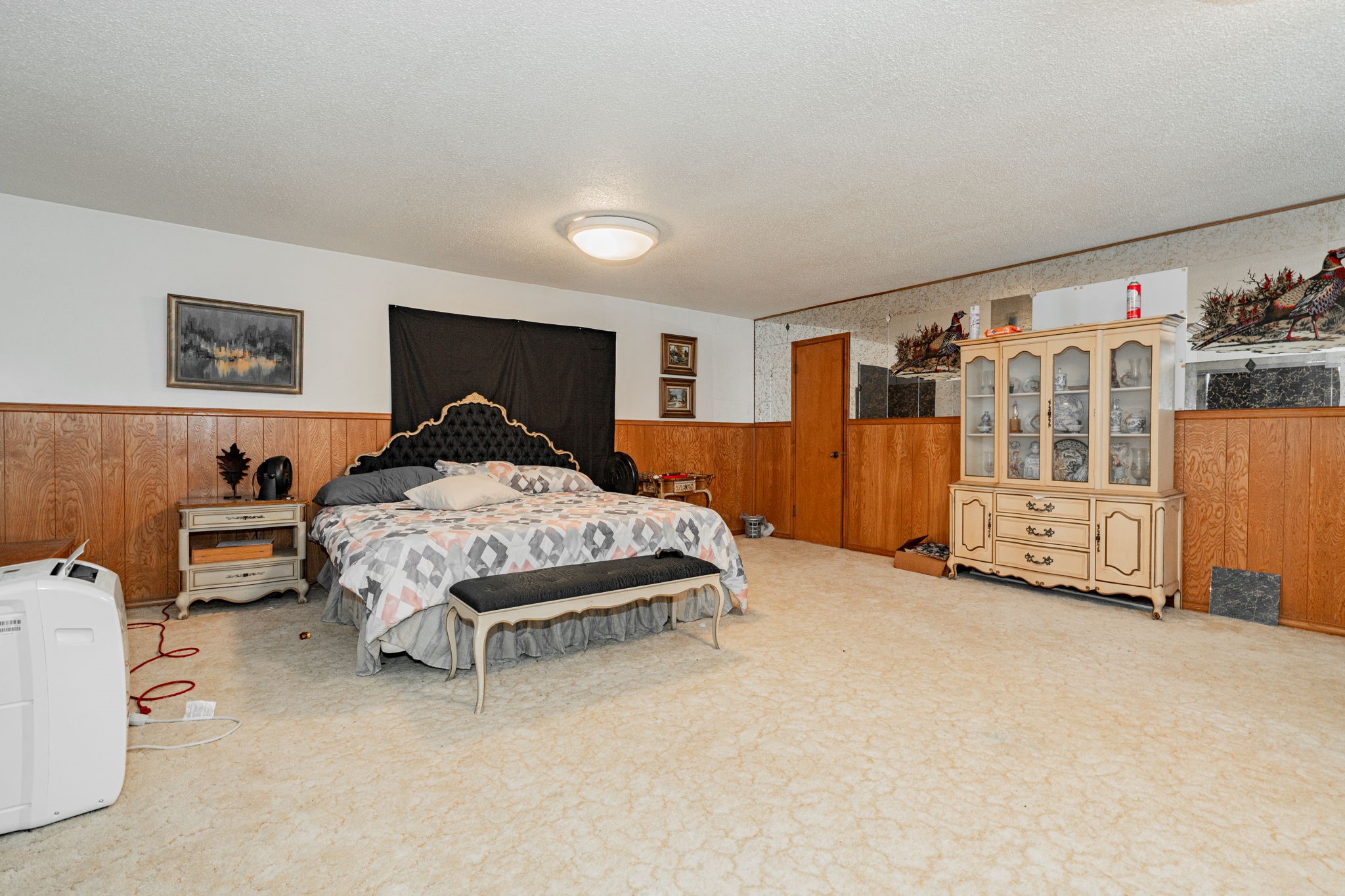 437 Glen Oaks Circle