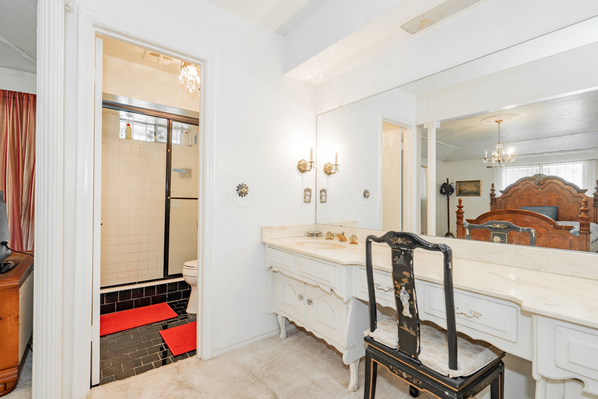 437 Glen Oaks Circle