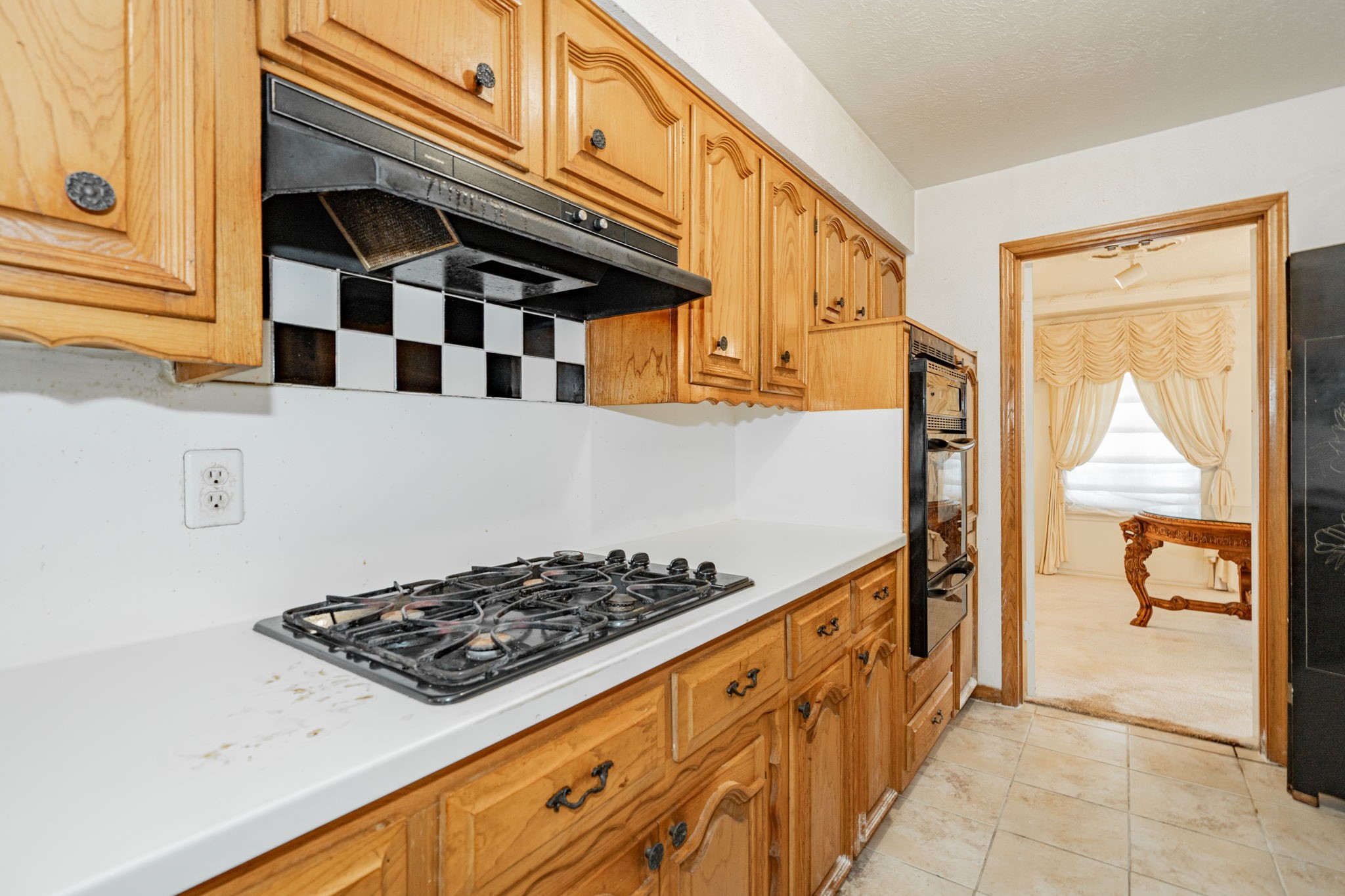 437 Glen Oaks Circle
