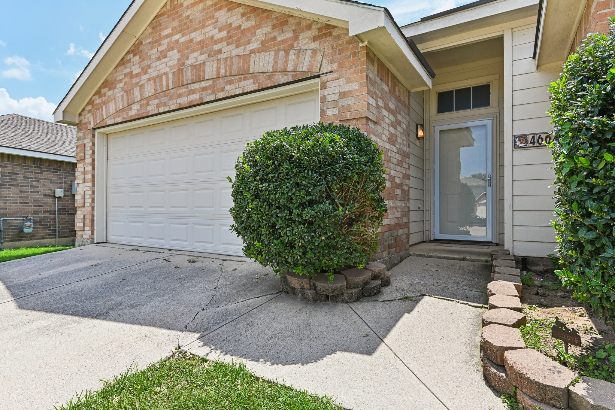 4604 Barnhill Lane