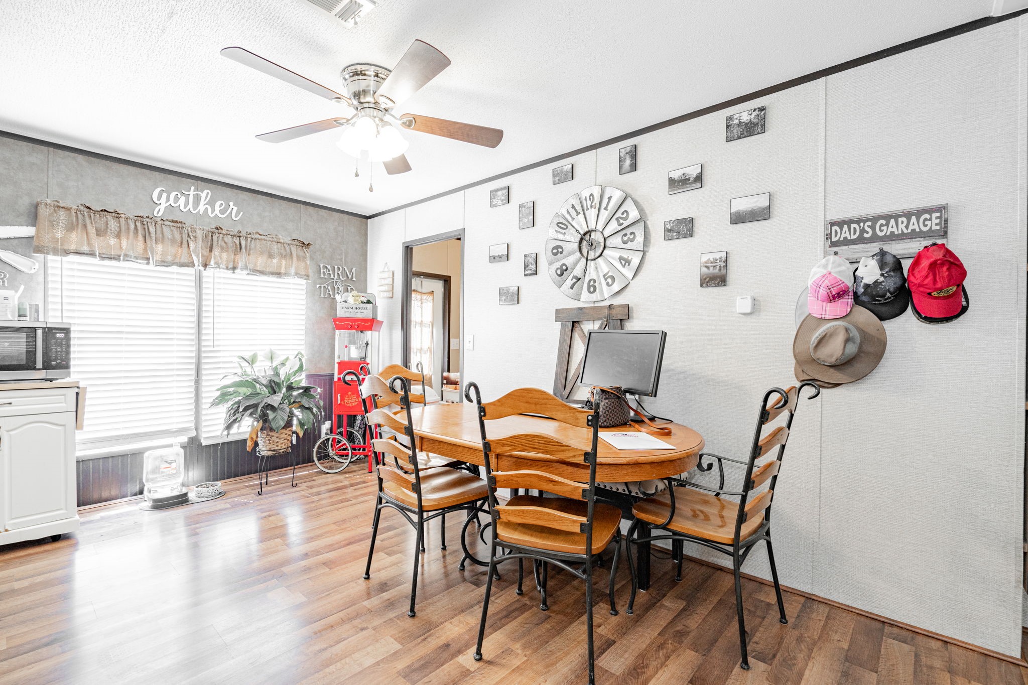 8512 Woodruff Circle