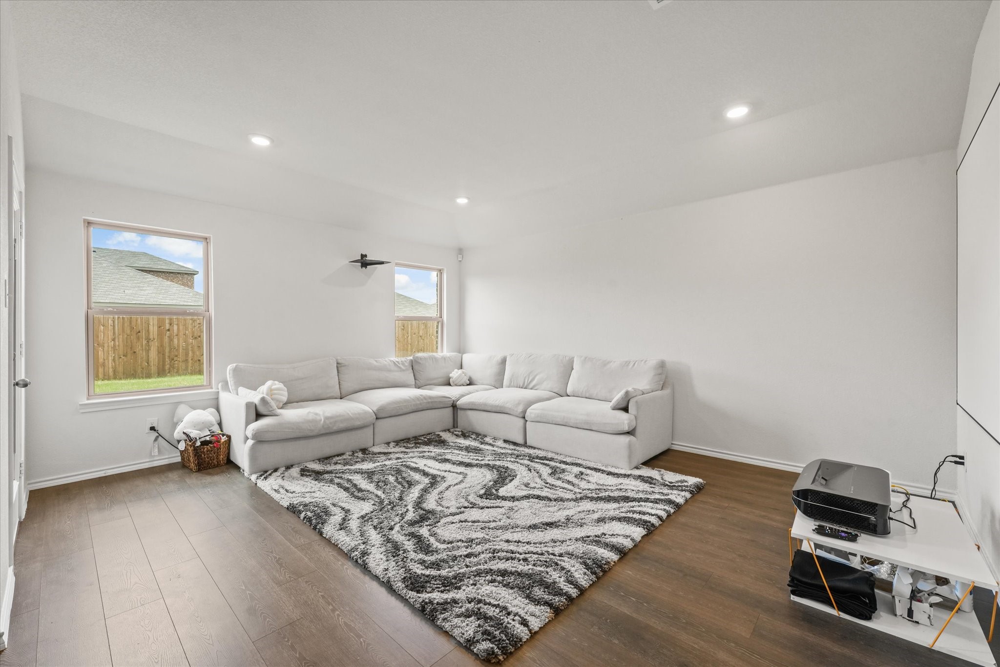 2913 Shoemaker Drive