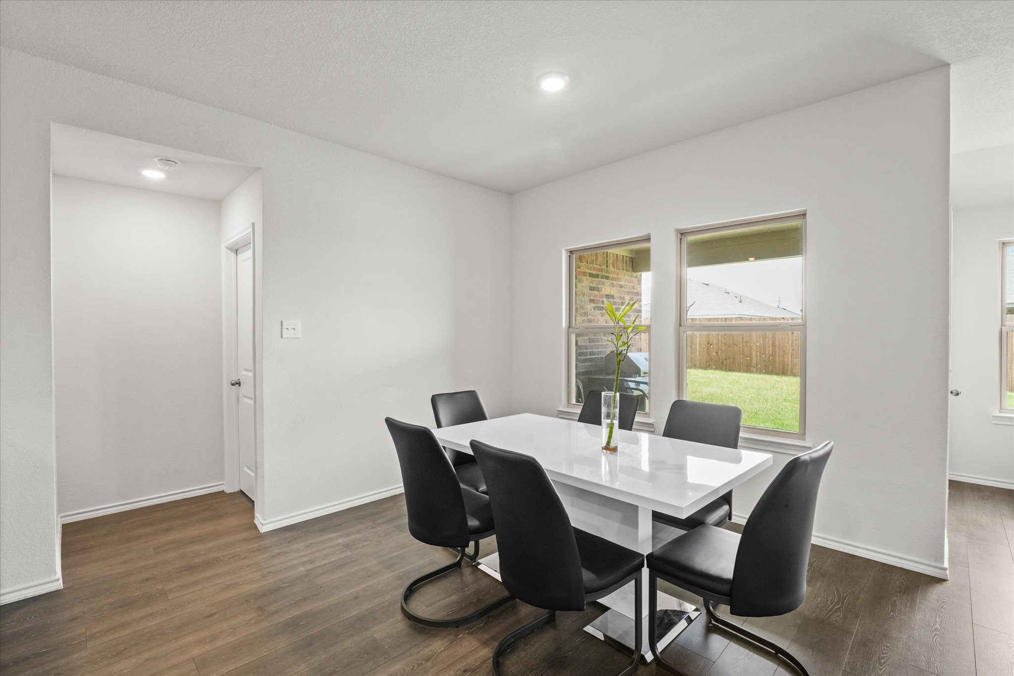 2913 Shoemaker Drive
