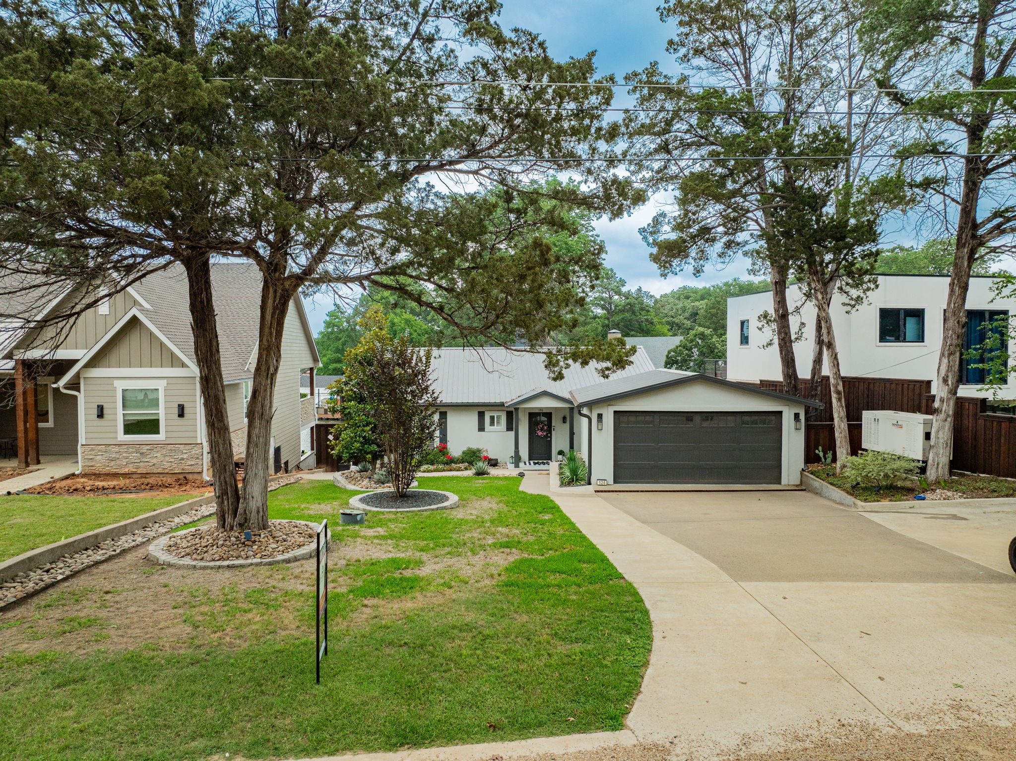 126 Lowe Drive