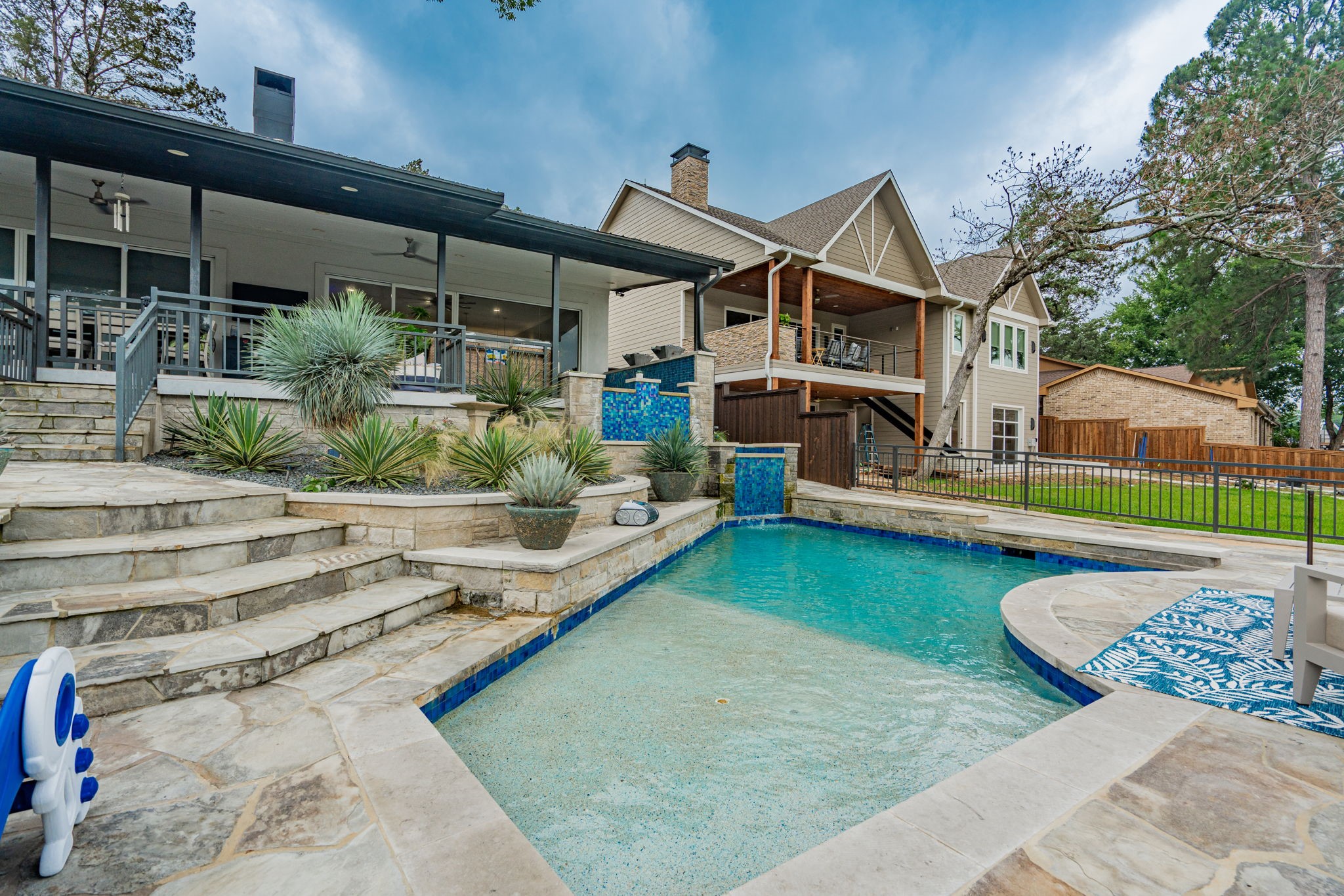 126 Lowe Drive