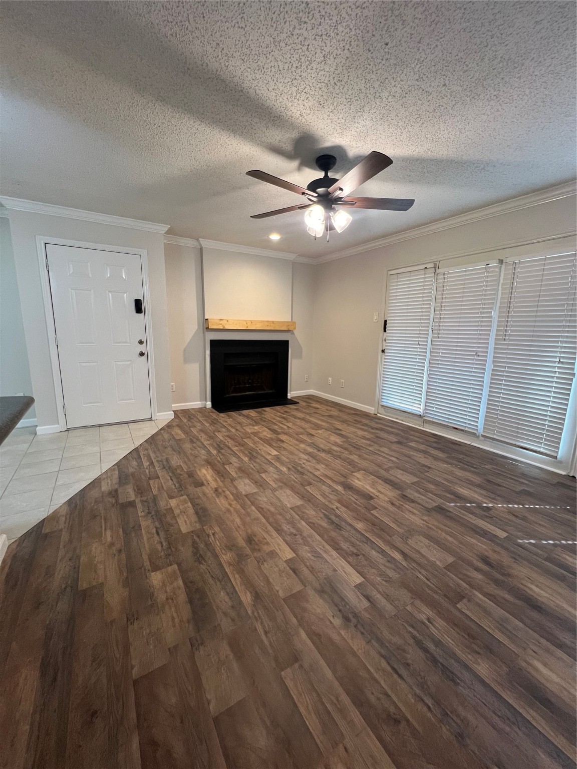 1513 E Interstate 30 128