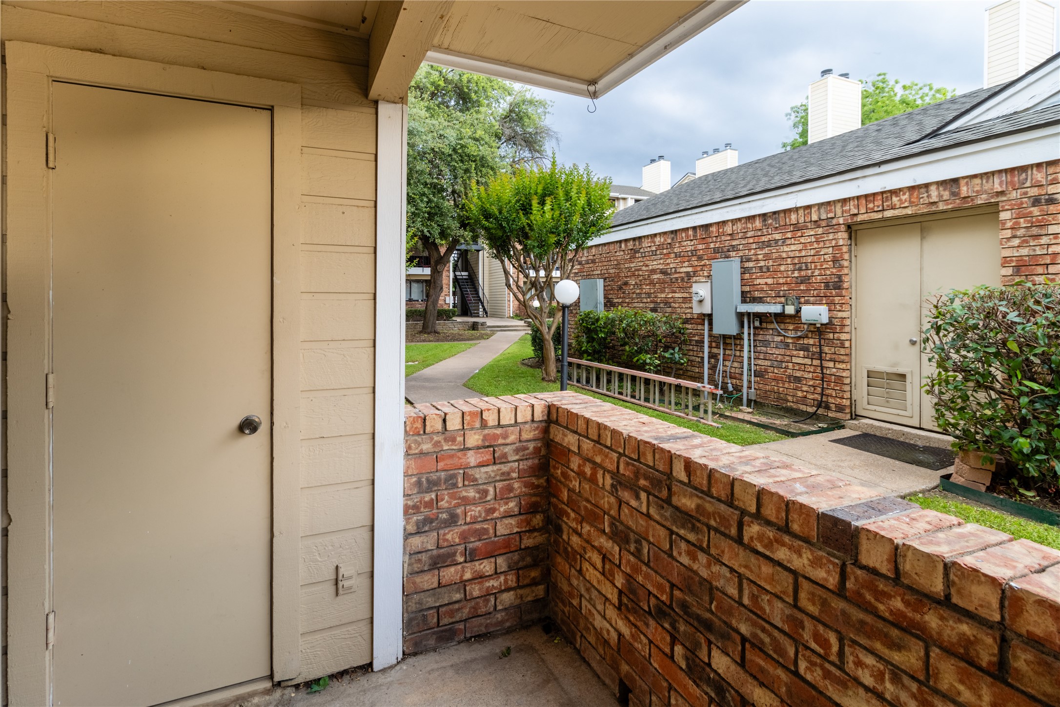 1513 E Interstate 30 128