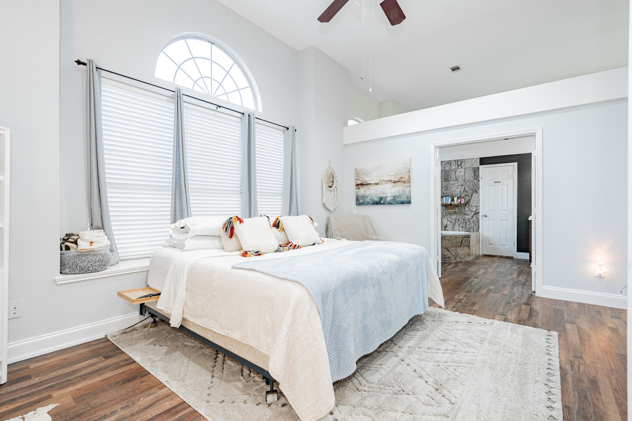5801 Allen Lane