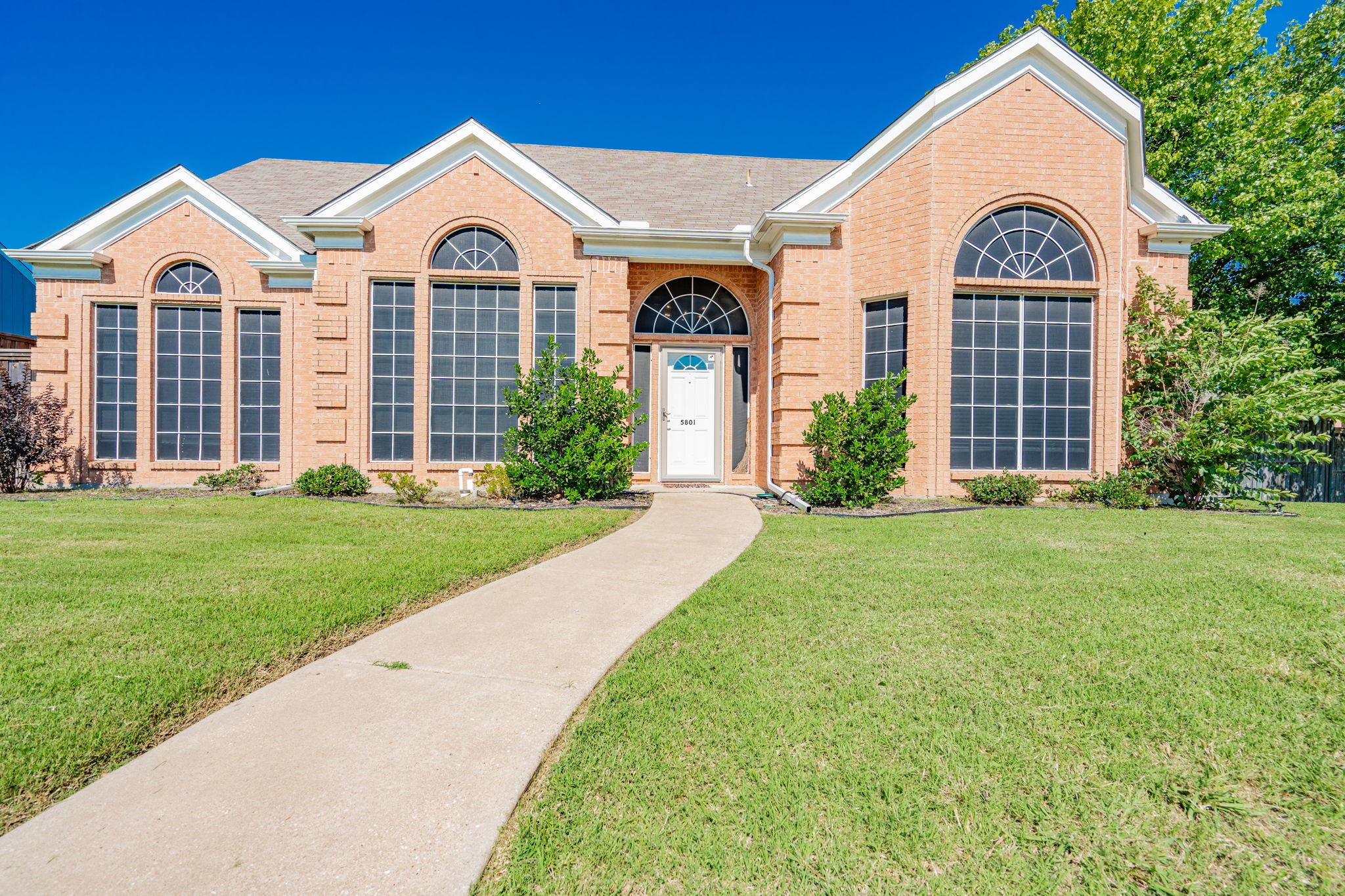 5801 Allen Lane