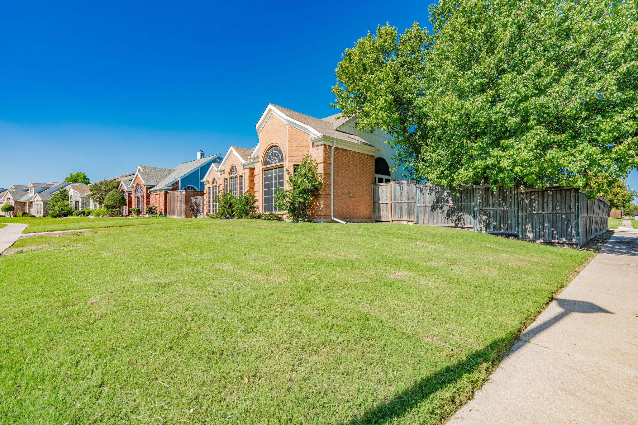 5801 Allen Lane