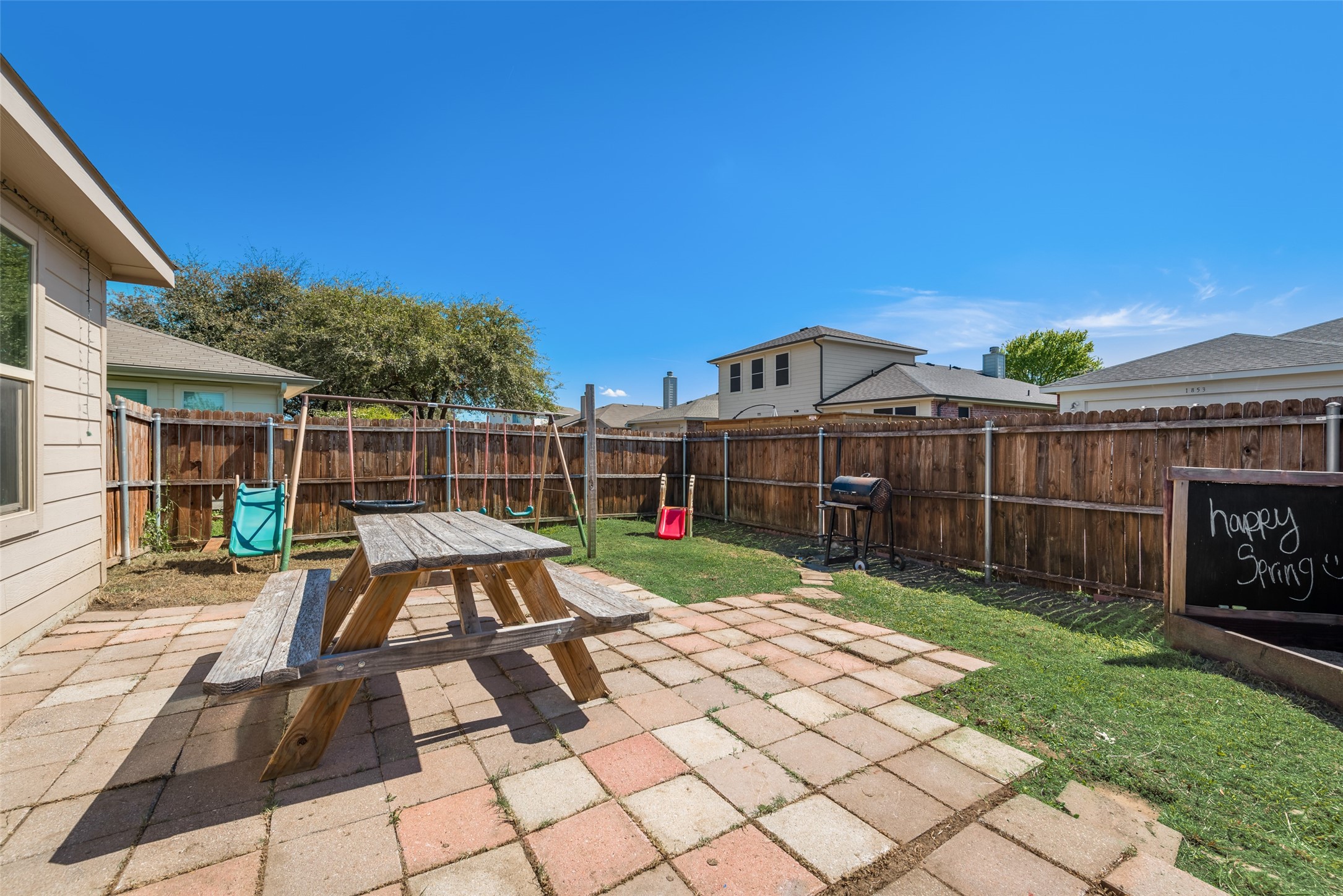 1450 Carsen Way