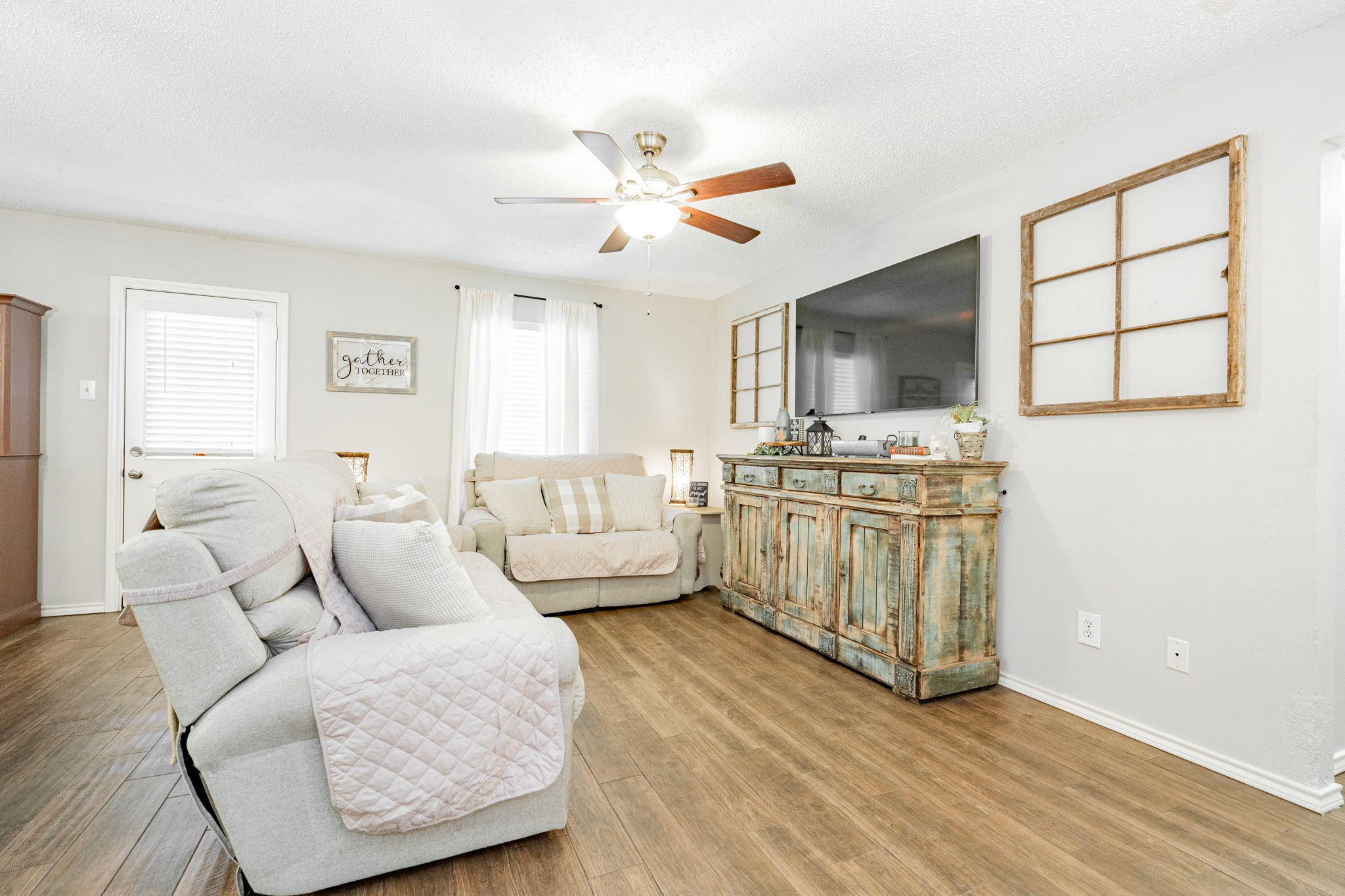 807 Stedham