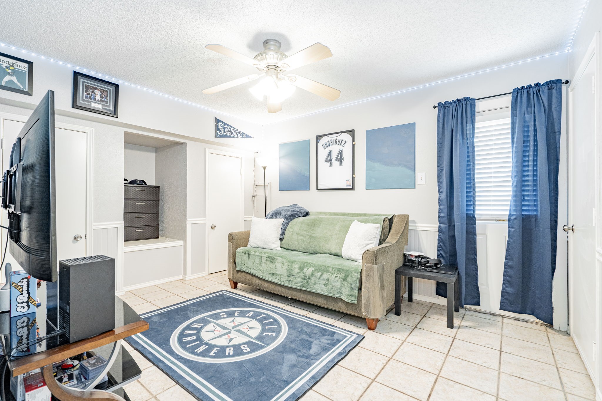 807 Stedham