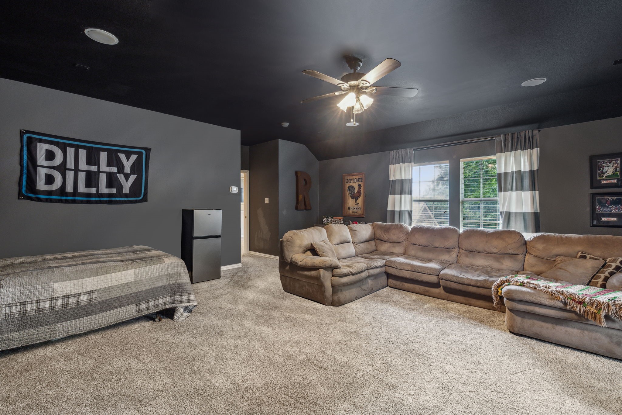 2005 Lake Forest Drive