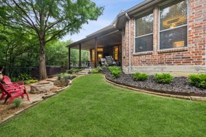 2005 Lake Forest Drive