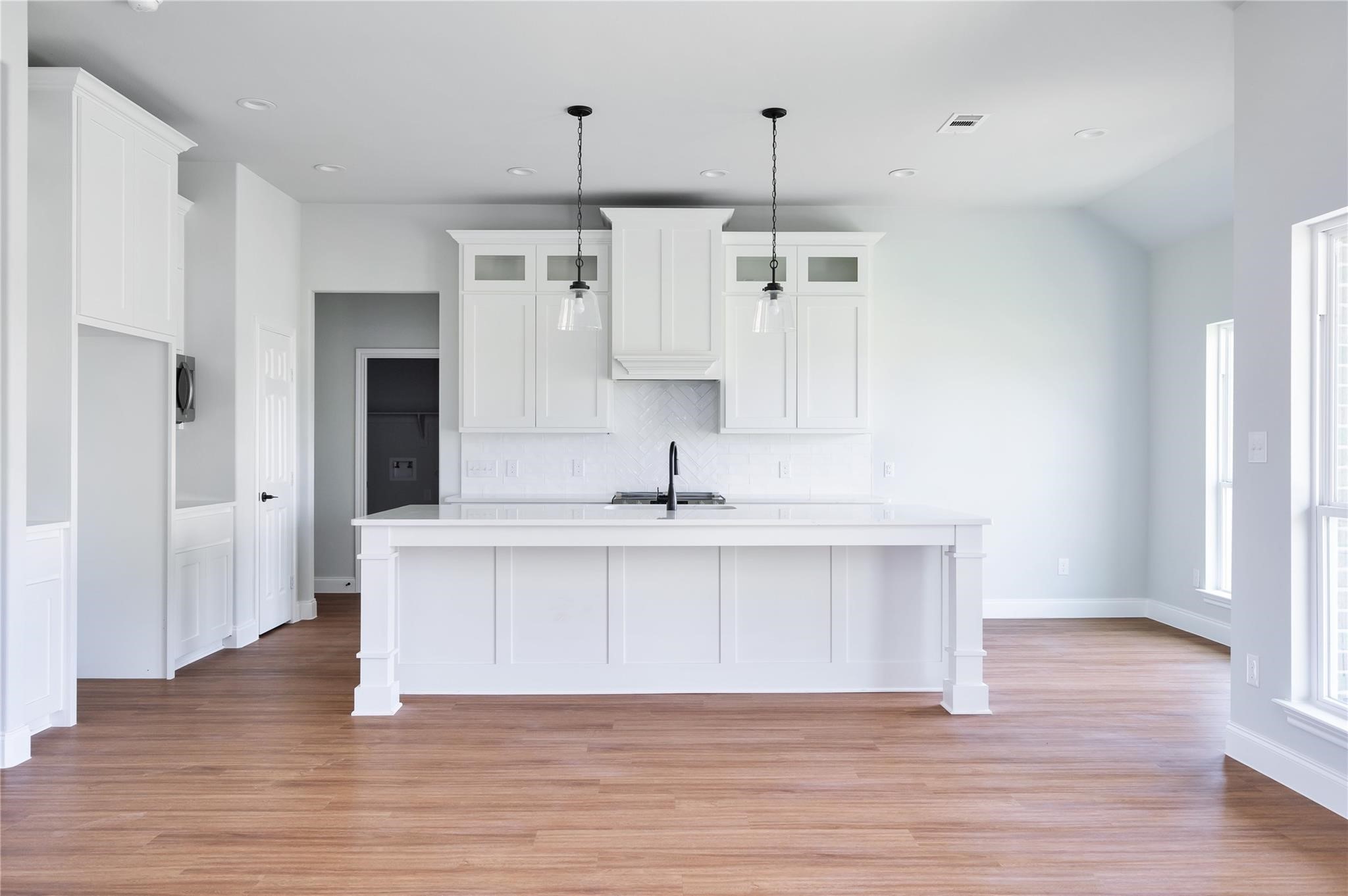 27 Private Road 1262