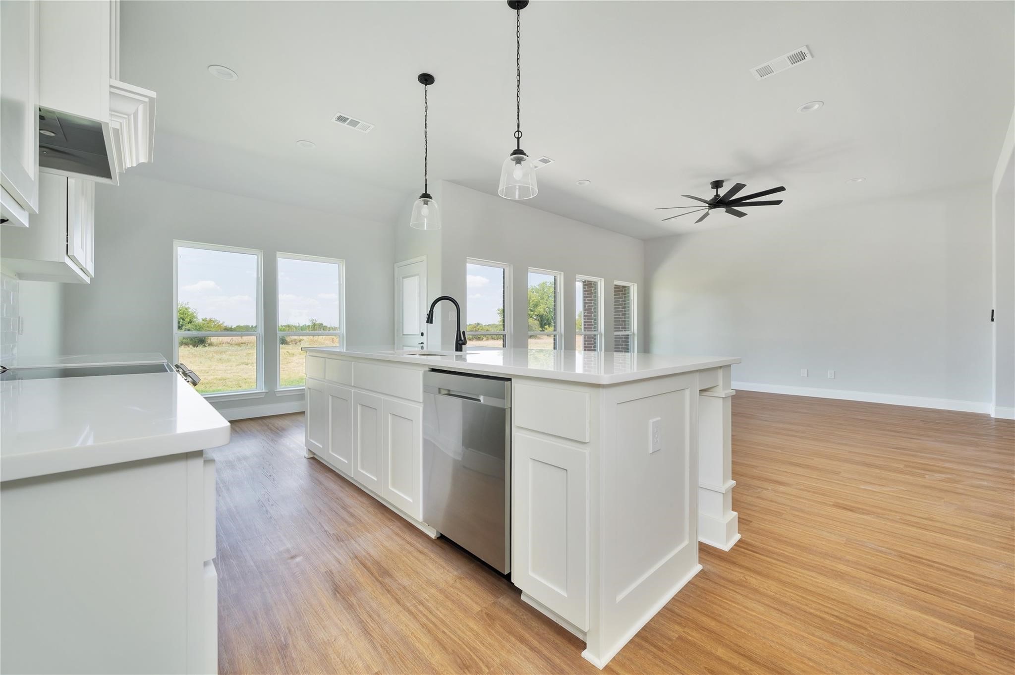 27 Private Road 1262