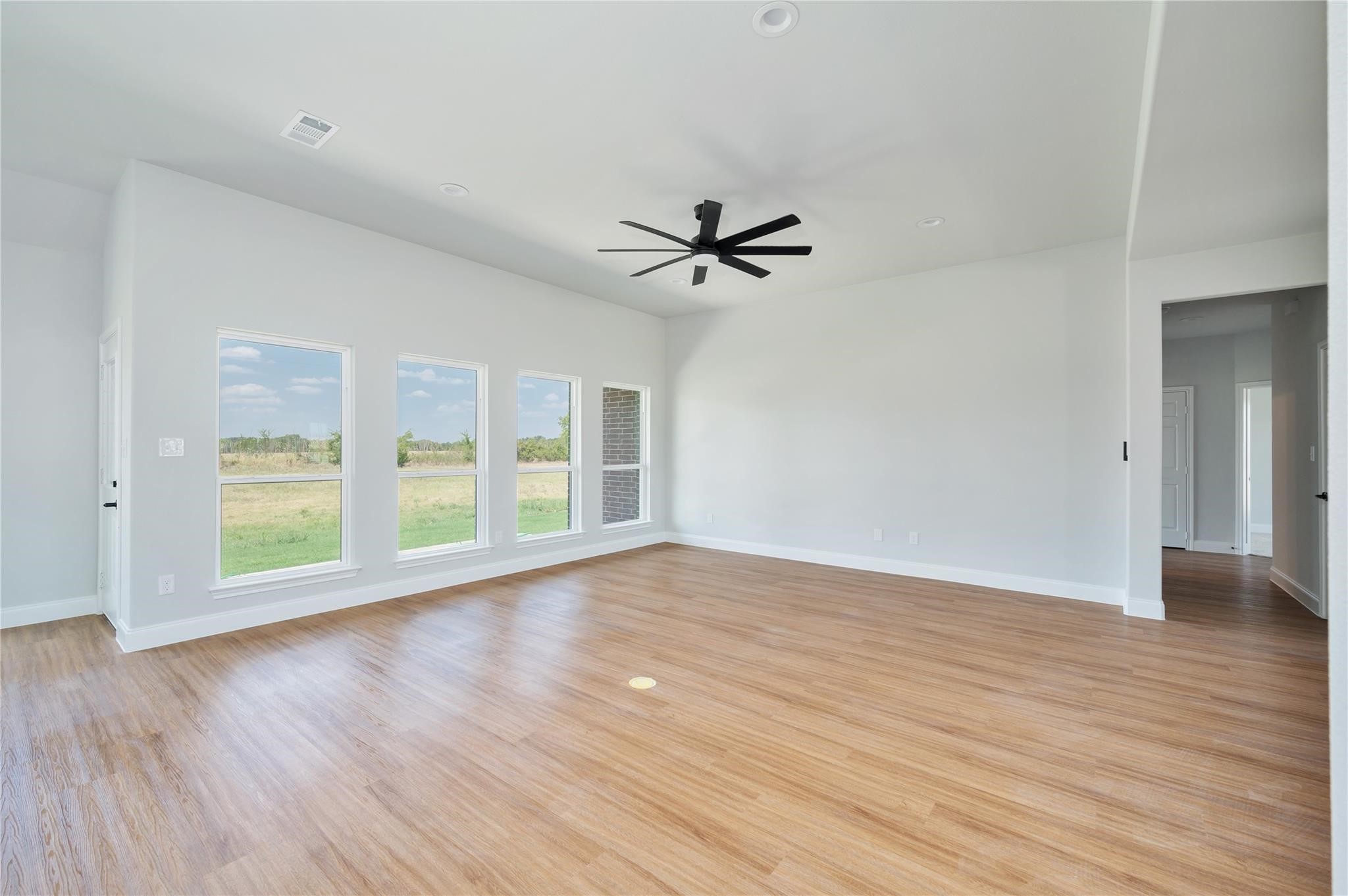 27 Private Road 1262