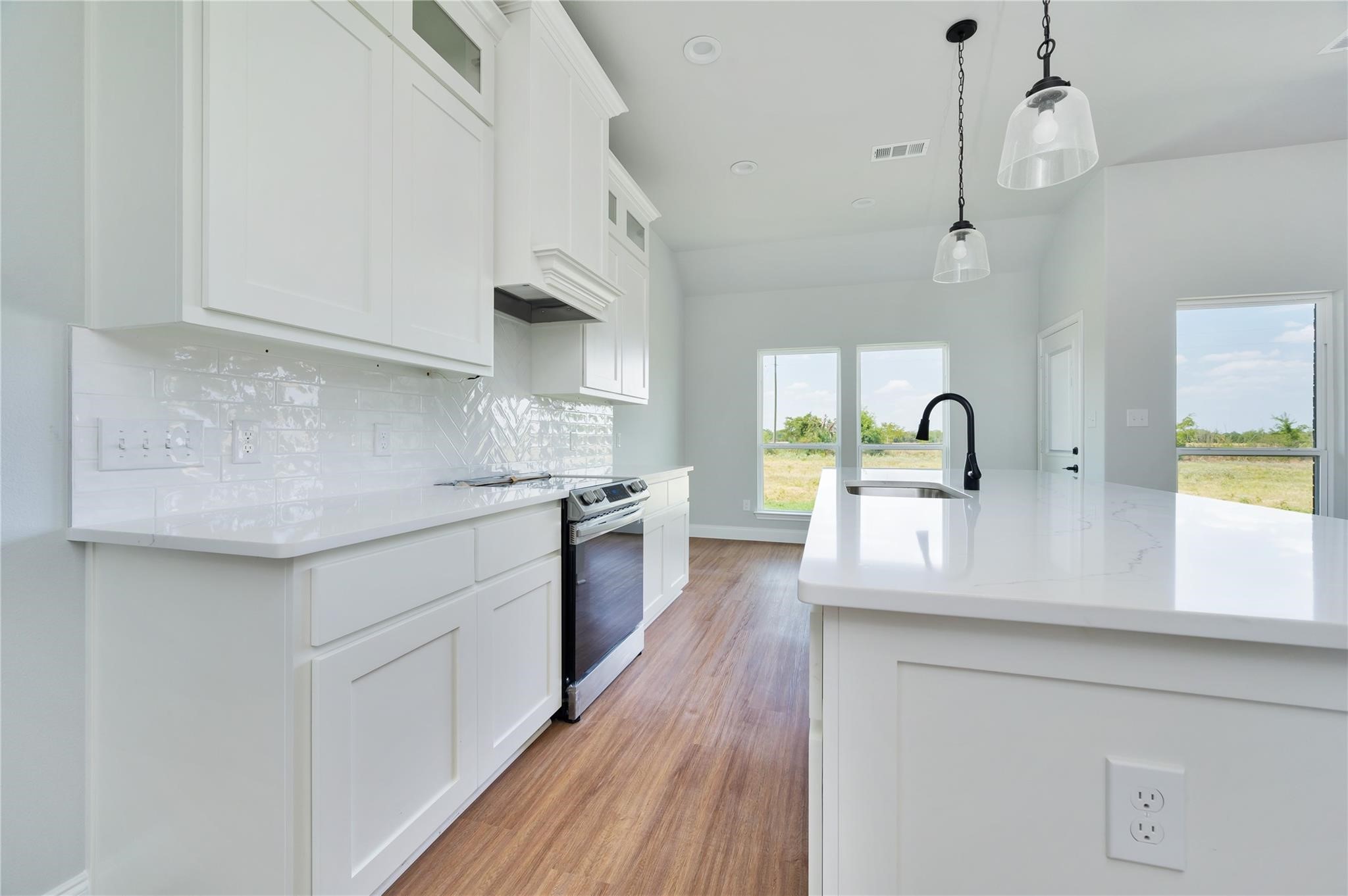 27 Private Road 1262