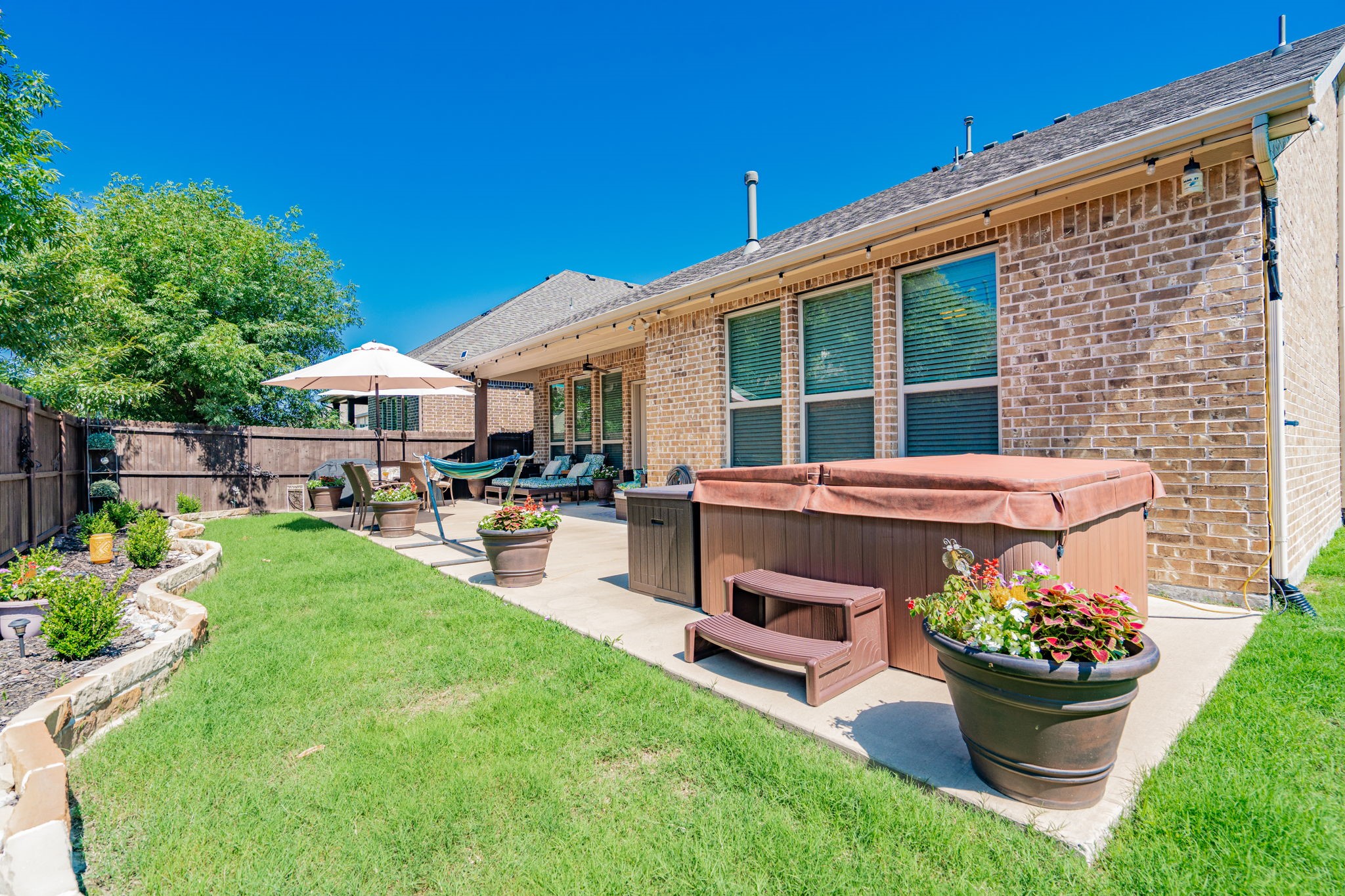 11401 Morrow Lane