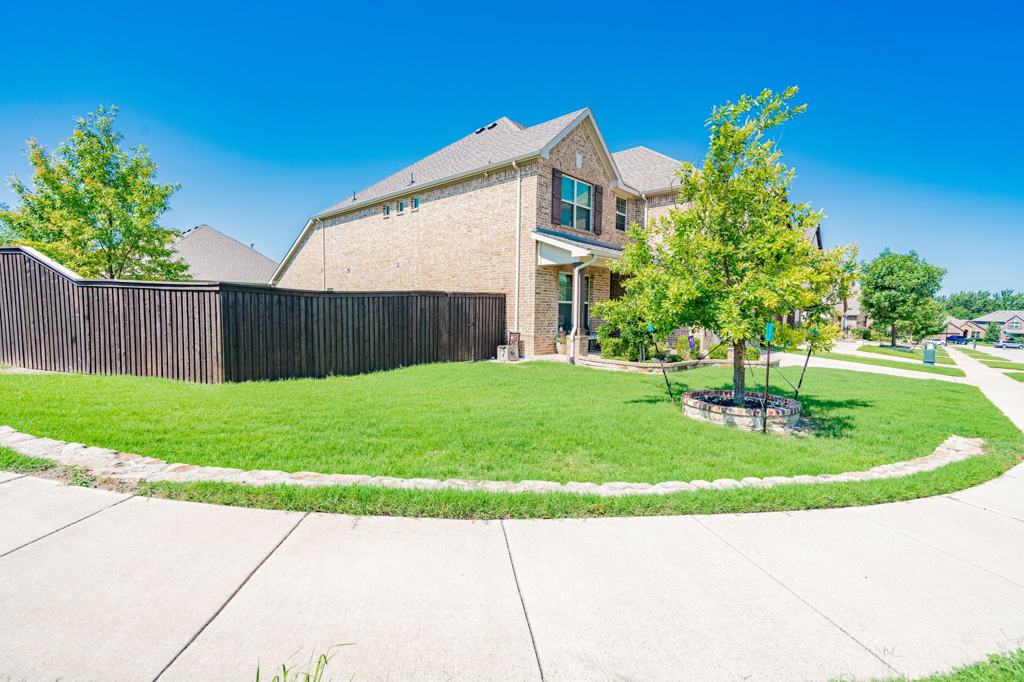 11401 Morrow Lane