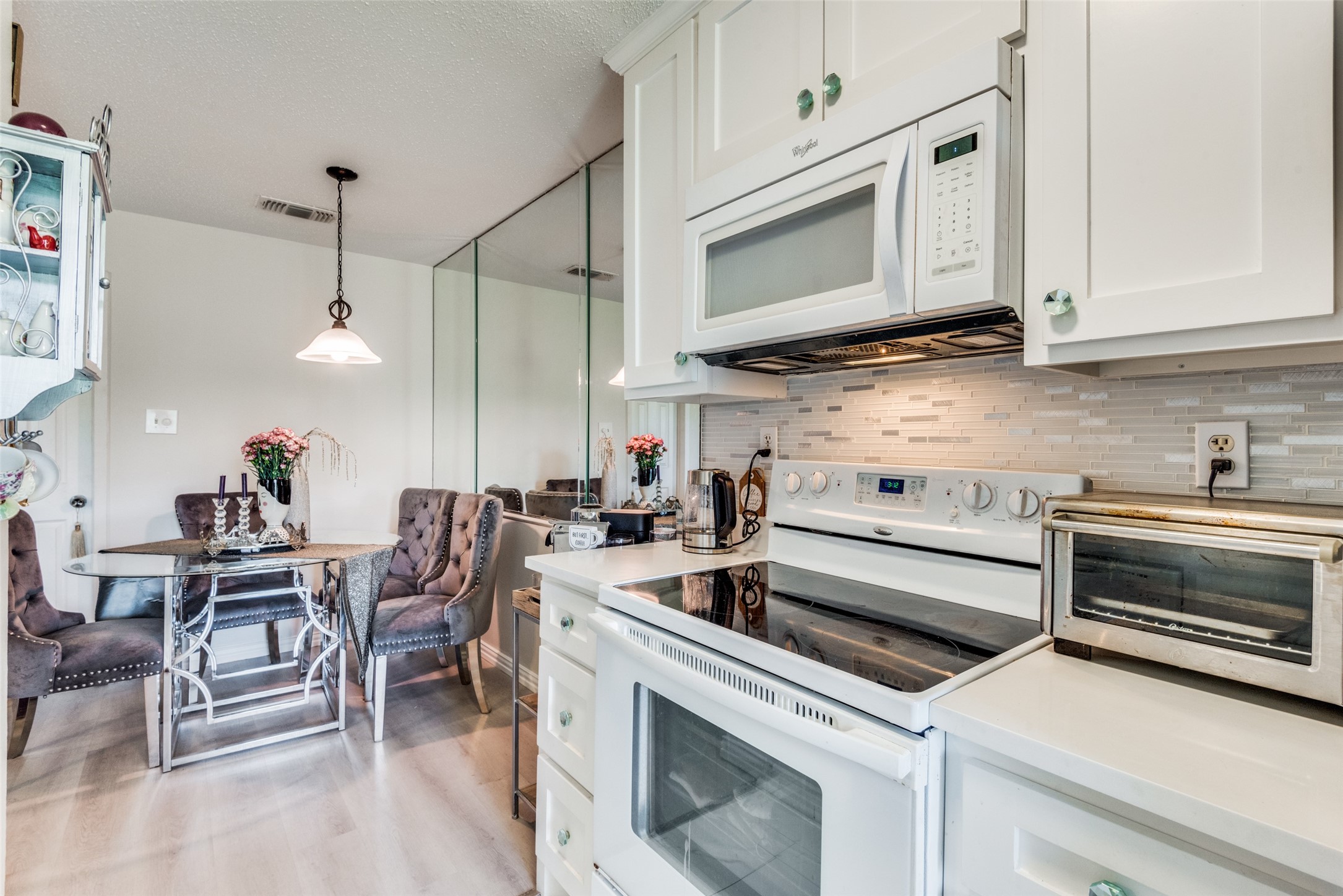 5981 Arapaho Road 1207